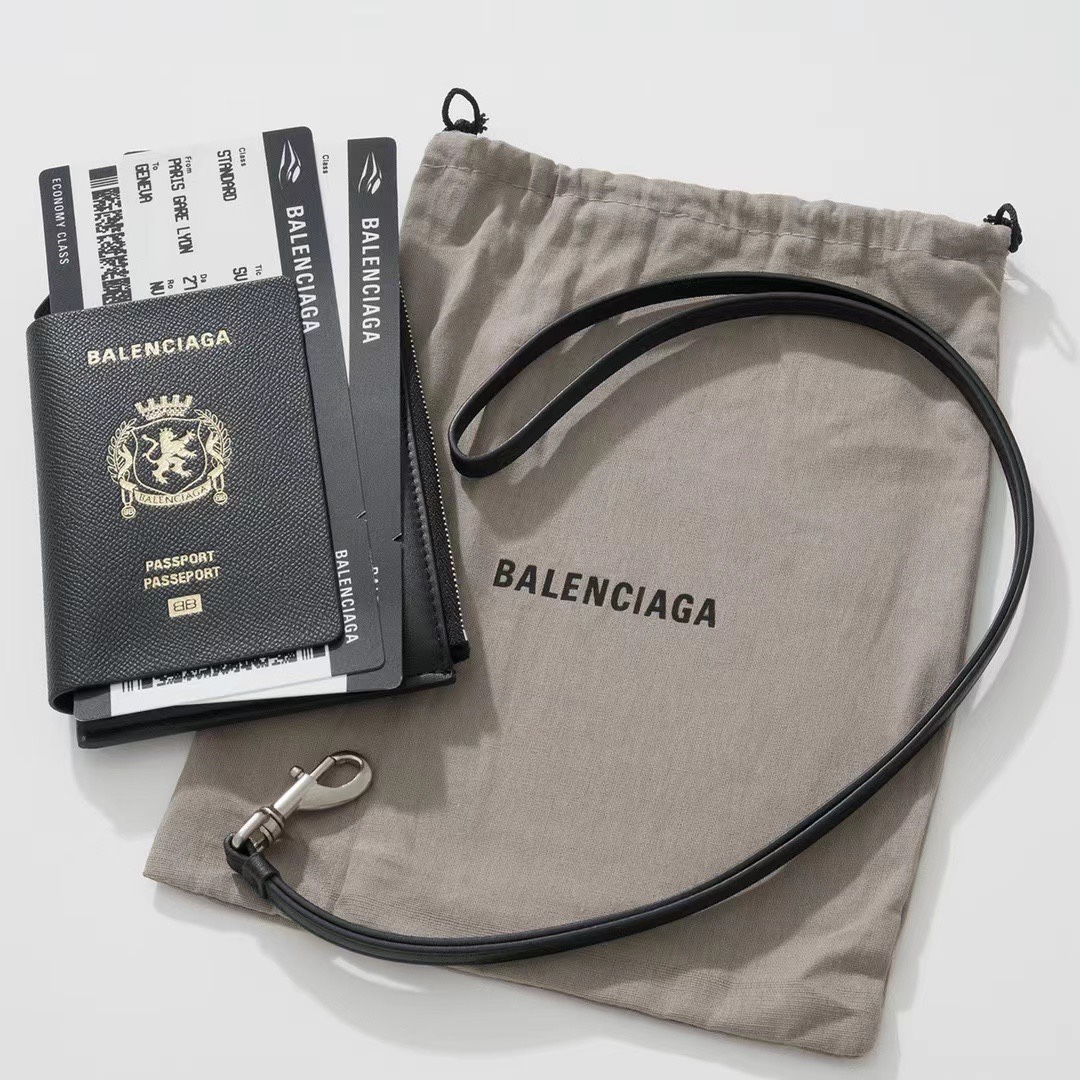   Balencia  巴黎世家 24SSPassPort 双机票护照包 皮革  牛皮 时尚 手机包 单肩包 斜跨 手提包  男女同款-40  813465981