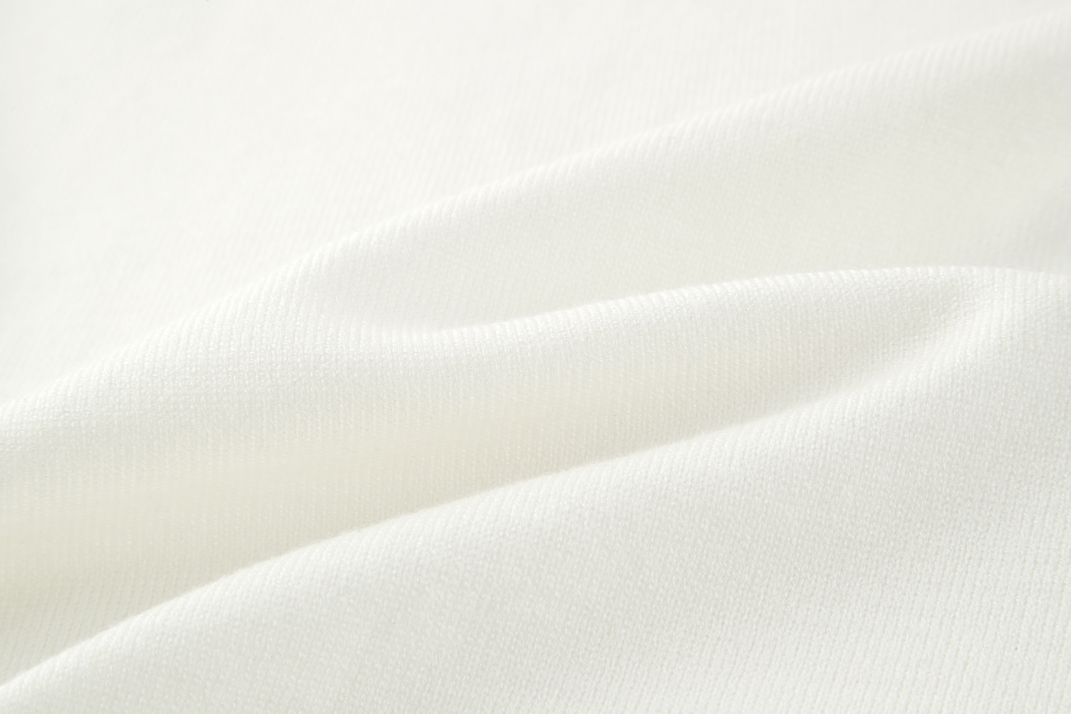 FENDI S225 芬迪 铁标针织 圆领T恤 短袖  黑色 白色-20  FZY443AU84F0QA0