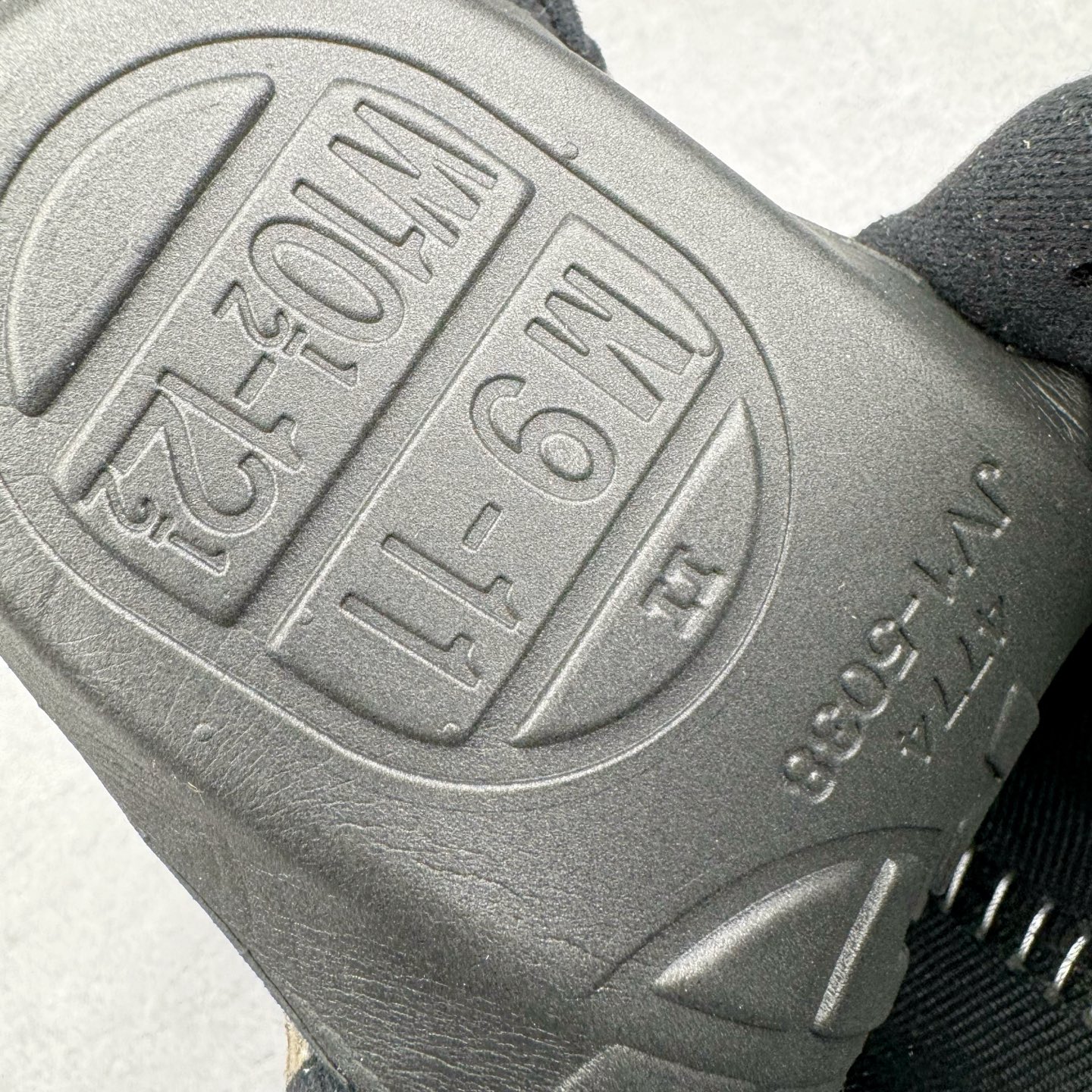  新版 jjjjound New Balance 993 低筒 复古跑鞋 休闲鞋 运动鞋 男鞋 女鞋 波鞋  灰棕色 U993JJ