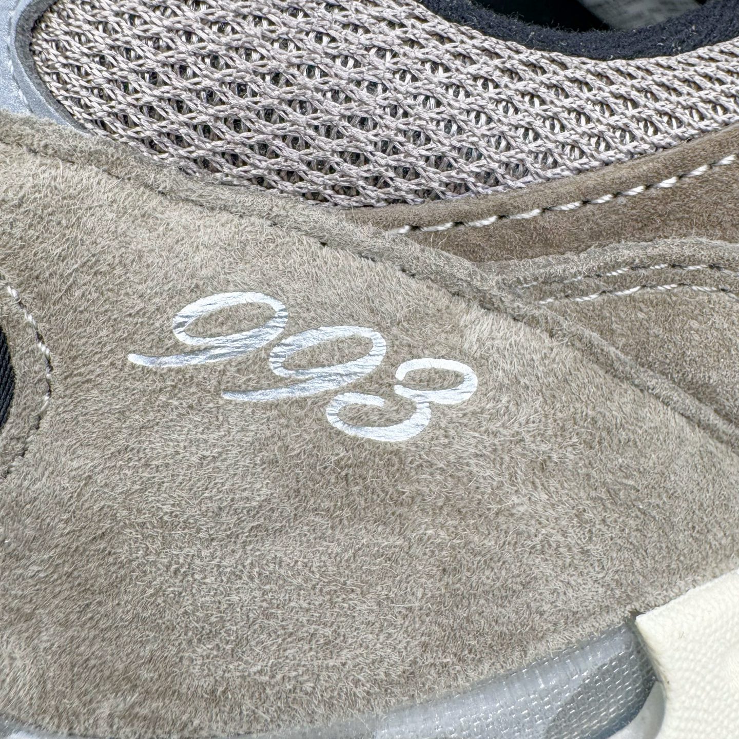  新版 jjjjound New Balance 993 低筒 复古跑鞋 休闲鞋 运动鞋 男鞋 女鞋 波鞋  灰棕色 U993JJ