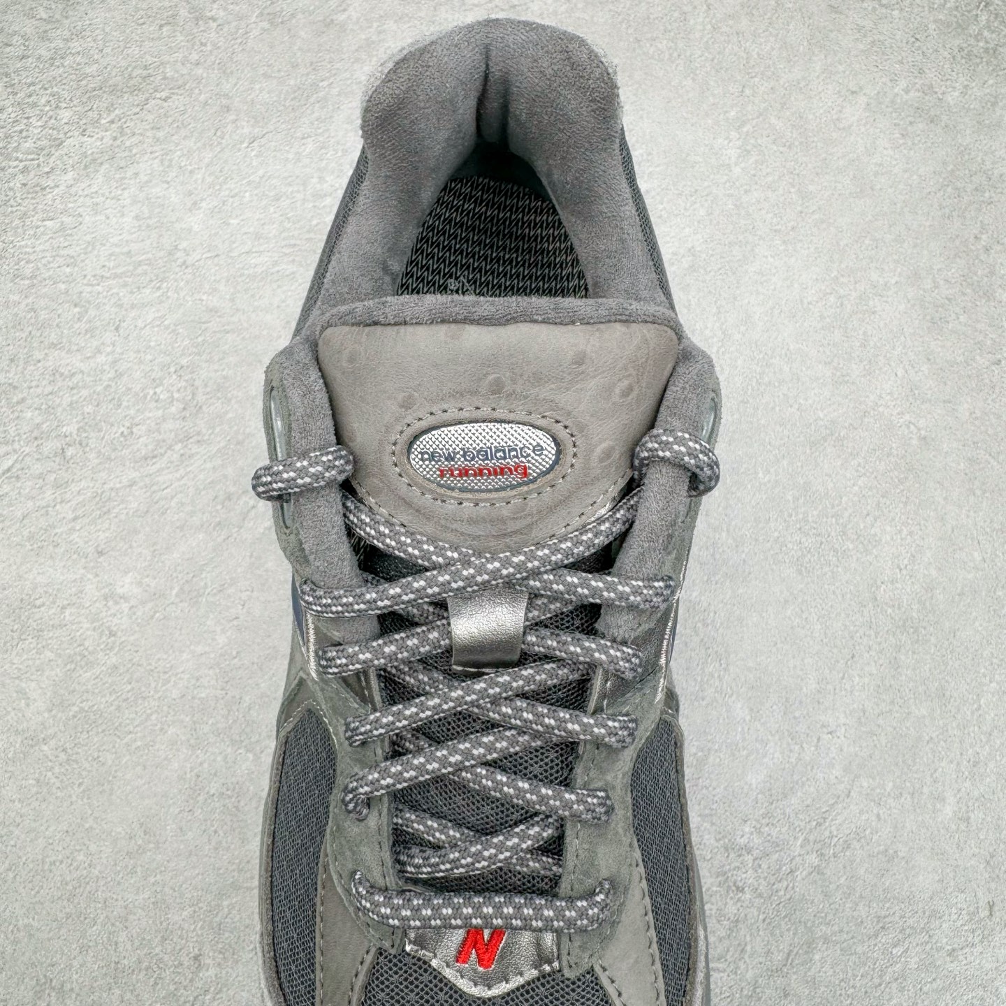 新版  New Balance NB 2002R 复古 低筒 跑步鞋 运动鞋 休闲鞋 波鞋  男鞋 女鞋 灰绿M2002RXZ