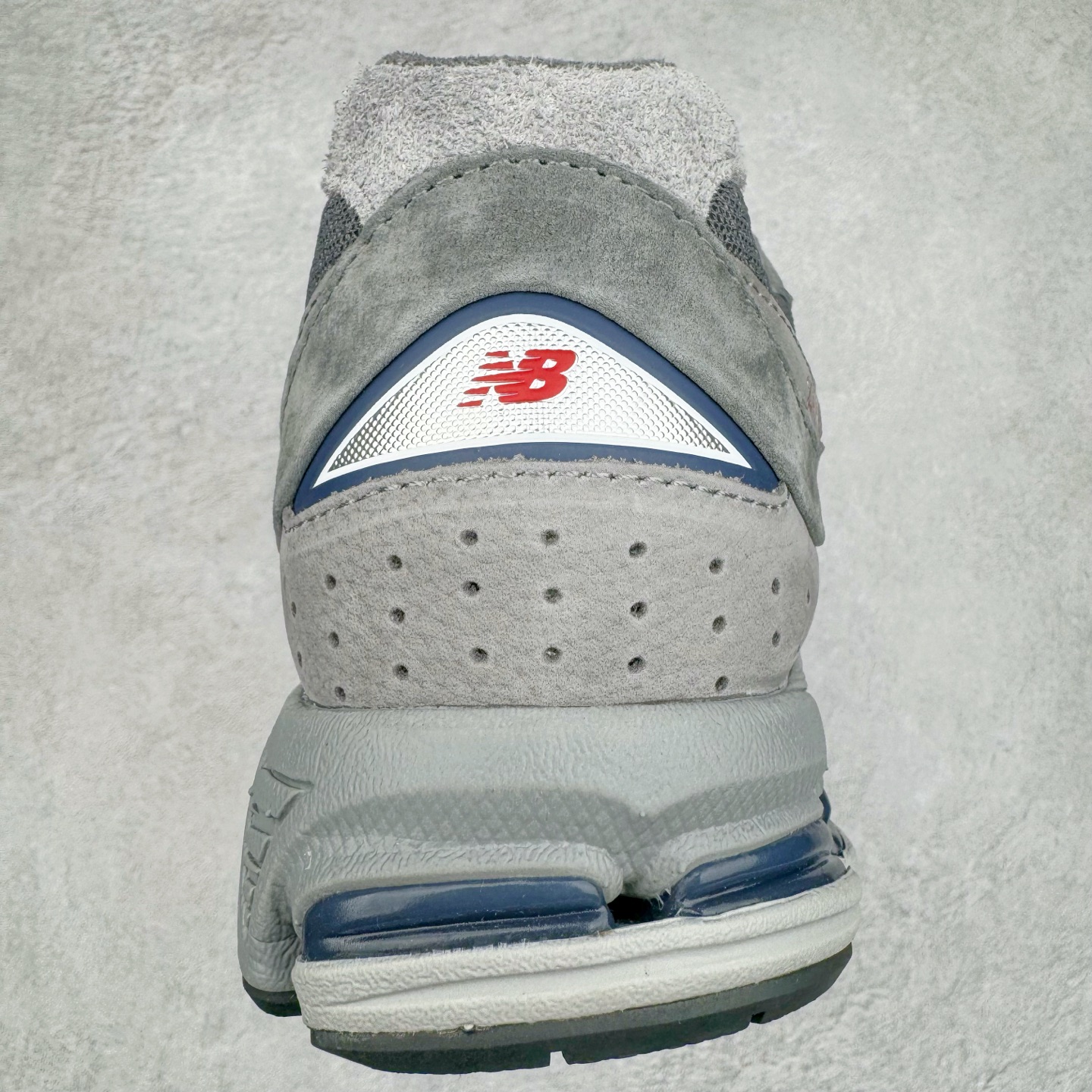 新版  New Balance NB 2002R 复古 低筒 跑步鞋 运动鞋 休闲鞋 波鞋  男鞋 女鞋 灰绿M2002RXZ