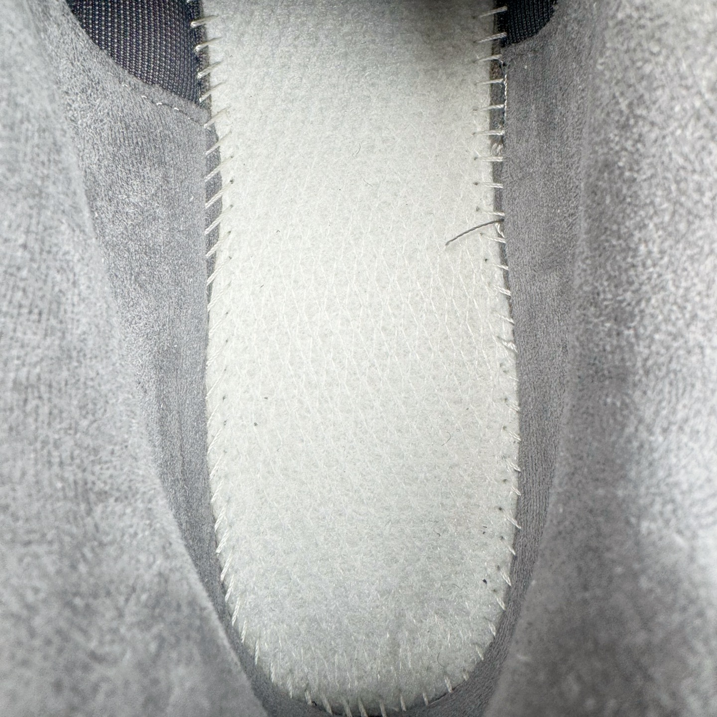 新版  New Balance NB 2002R 复古 低筒 跑步鞋 运动鞋 休闲鞋 波鞋  男鞋 女鞋 灰绿M2002RXZ