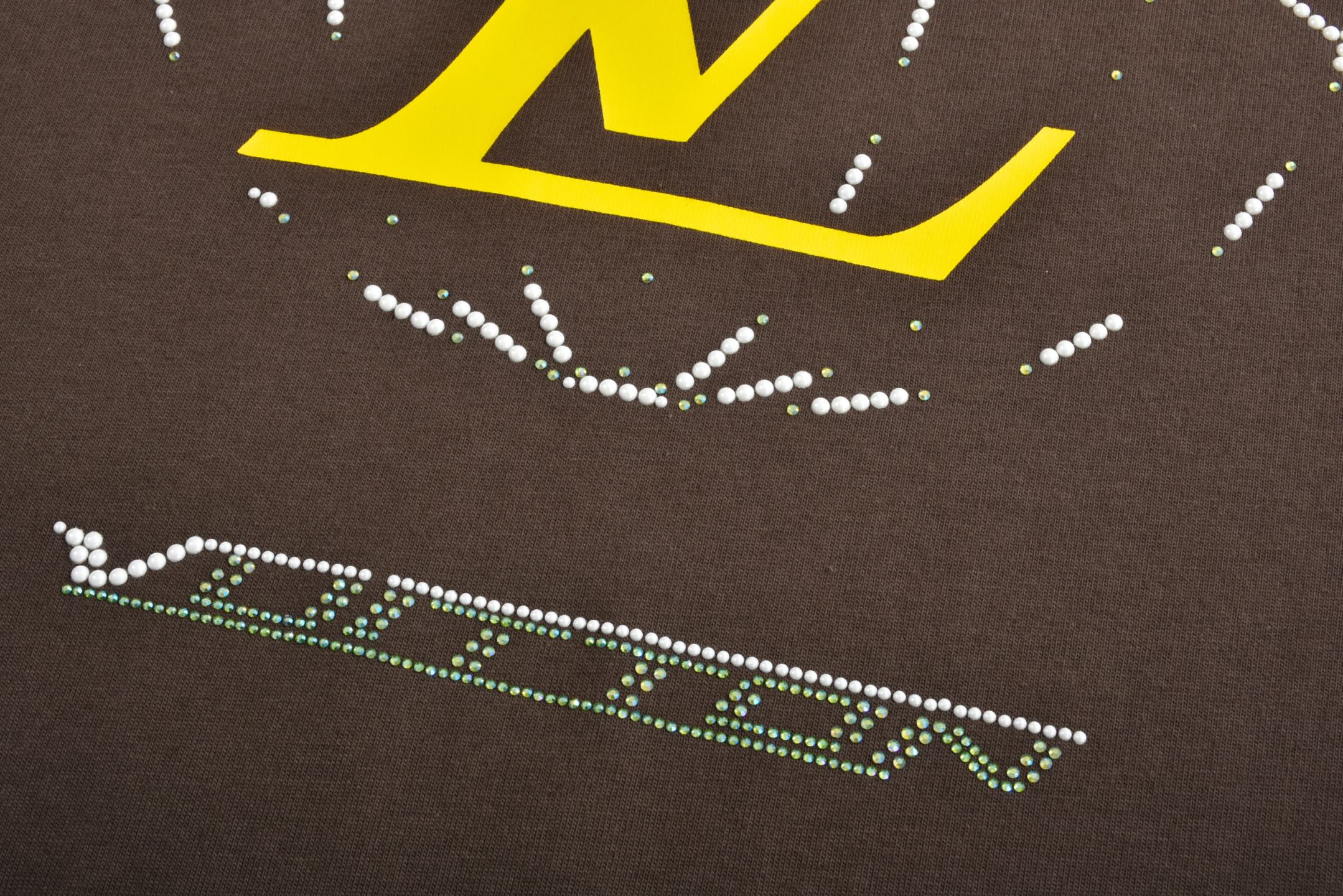  LOUIS VUITTON 路易威登 LV 钻石航线  夏季T恤 男女同款  短袖 棕色-A5