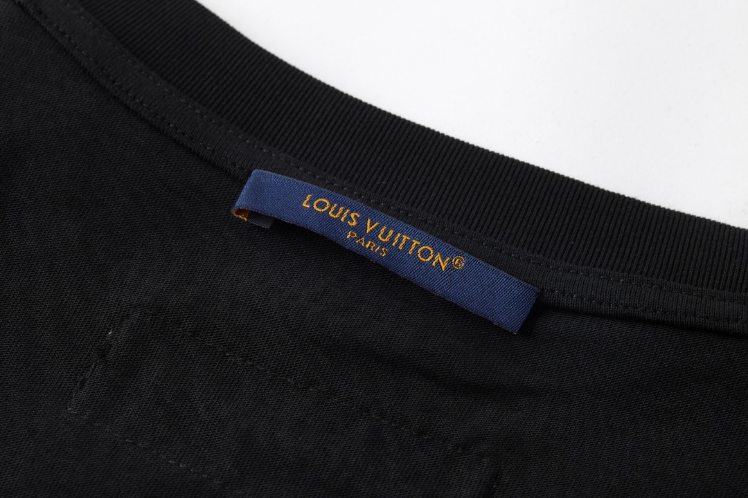  LOUIS VUITTON 路易威登 LV 珍珠绣花  夏季 T恤 男女同款  短袖  黑色A5