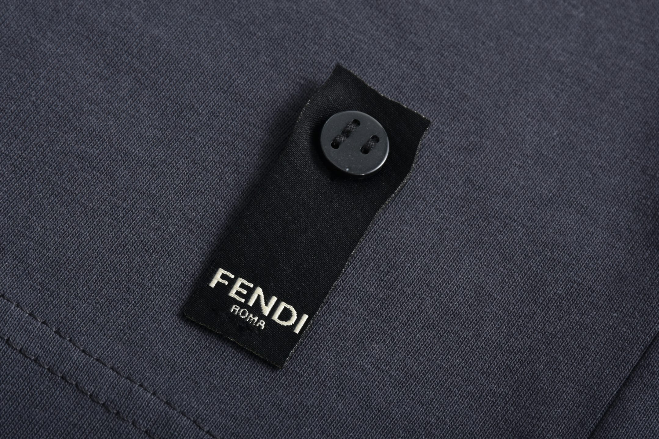 FENDI 芬迪 盾牌刺绣 圆领T恤 短袖  夏季 男女同款 蓝色-A5 FY0936AU9DF0QB0