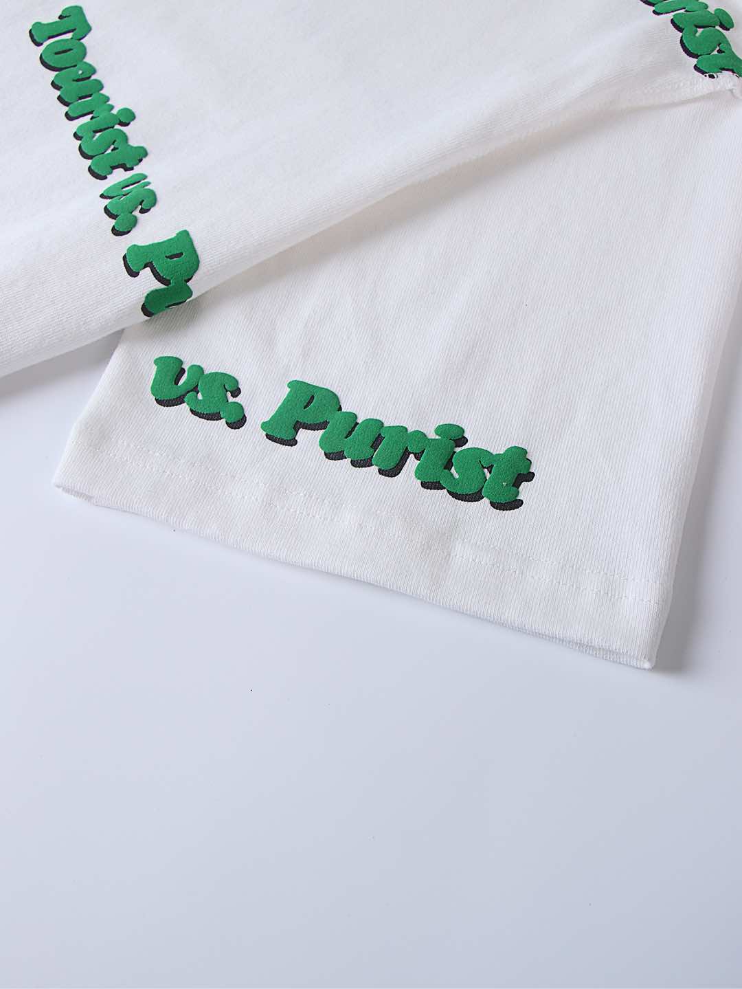 LOUIS VUITTON 路易威登 LV 发泡字母印花  夏季 T恤 男女同款  短袖 白色A5