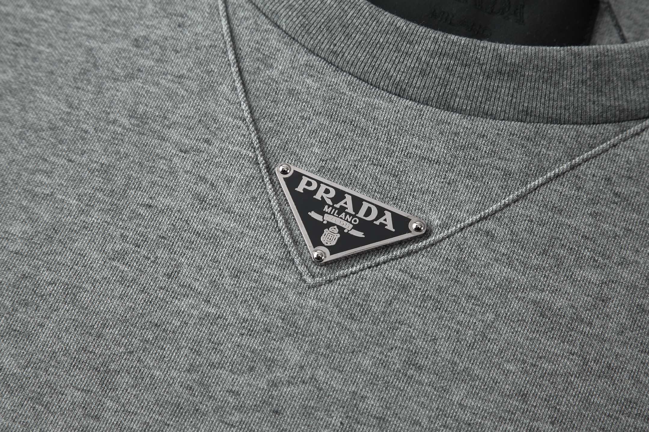 PRADA 普拉达 新领口钢标 圆领 夏季 短袖 T恤  白色 蓝色 黑色 绿色 灰色-A5