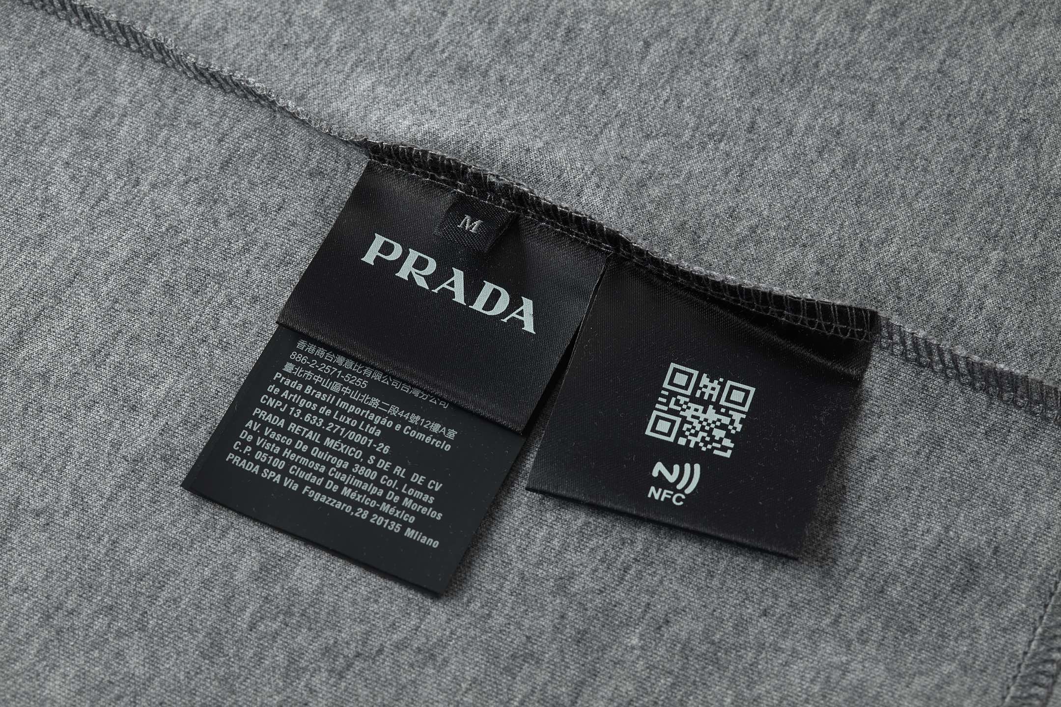 PRADA 普拉达 新领口钢标 圆领 夏季 短袖 T恤  白色 蓝色 黑色 绿色 灰色-A5