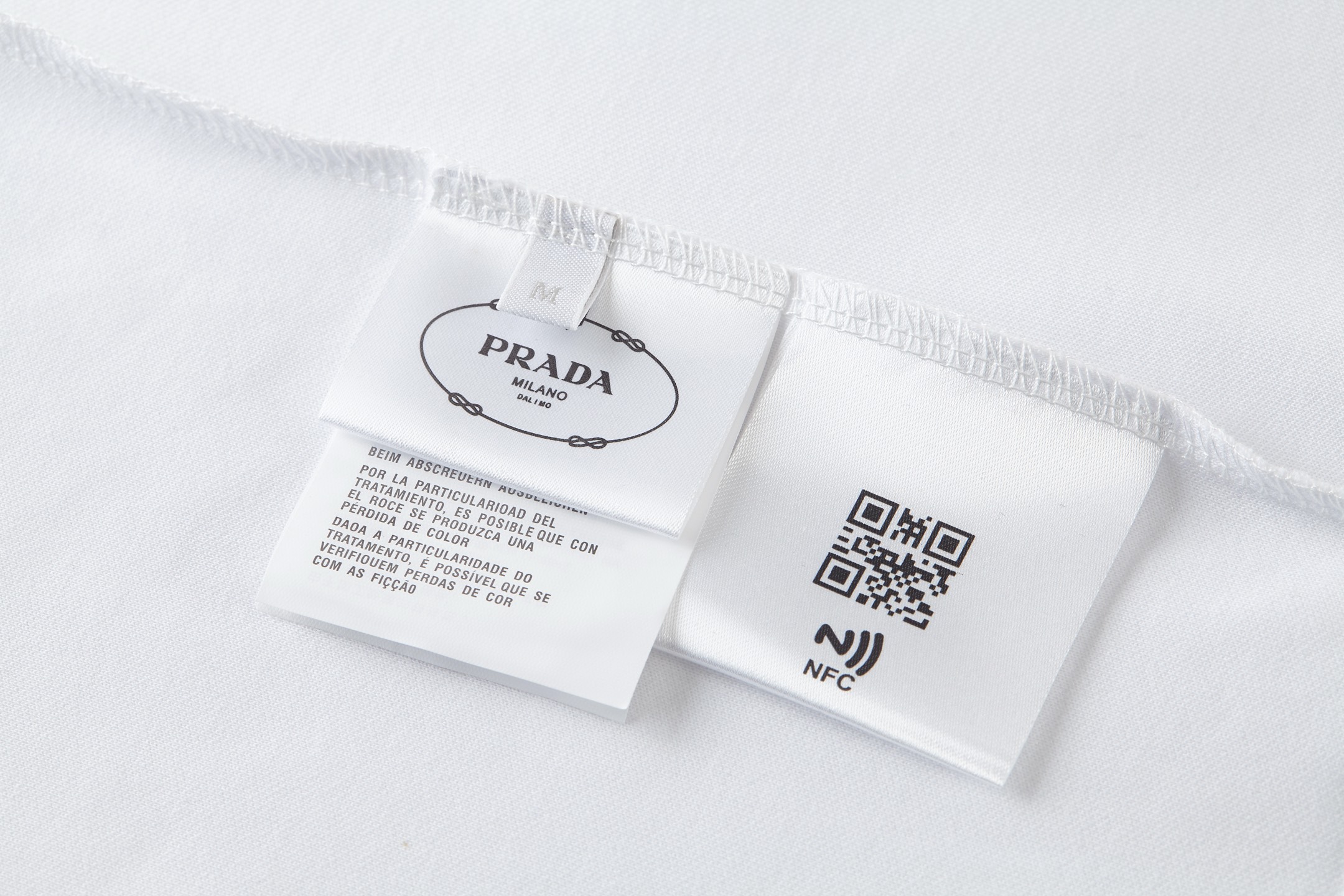 PRADA 普拉达 新领口钢标 圆领 夏季 短袖 T恤  白色 蓝色 黑色 绿色 灰色-A5