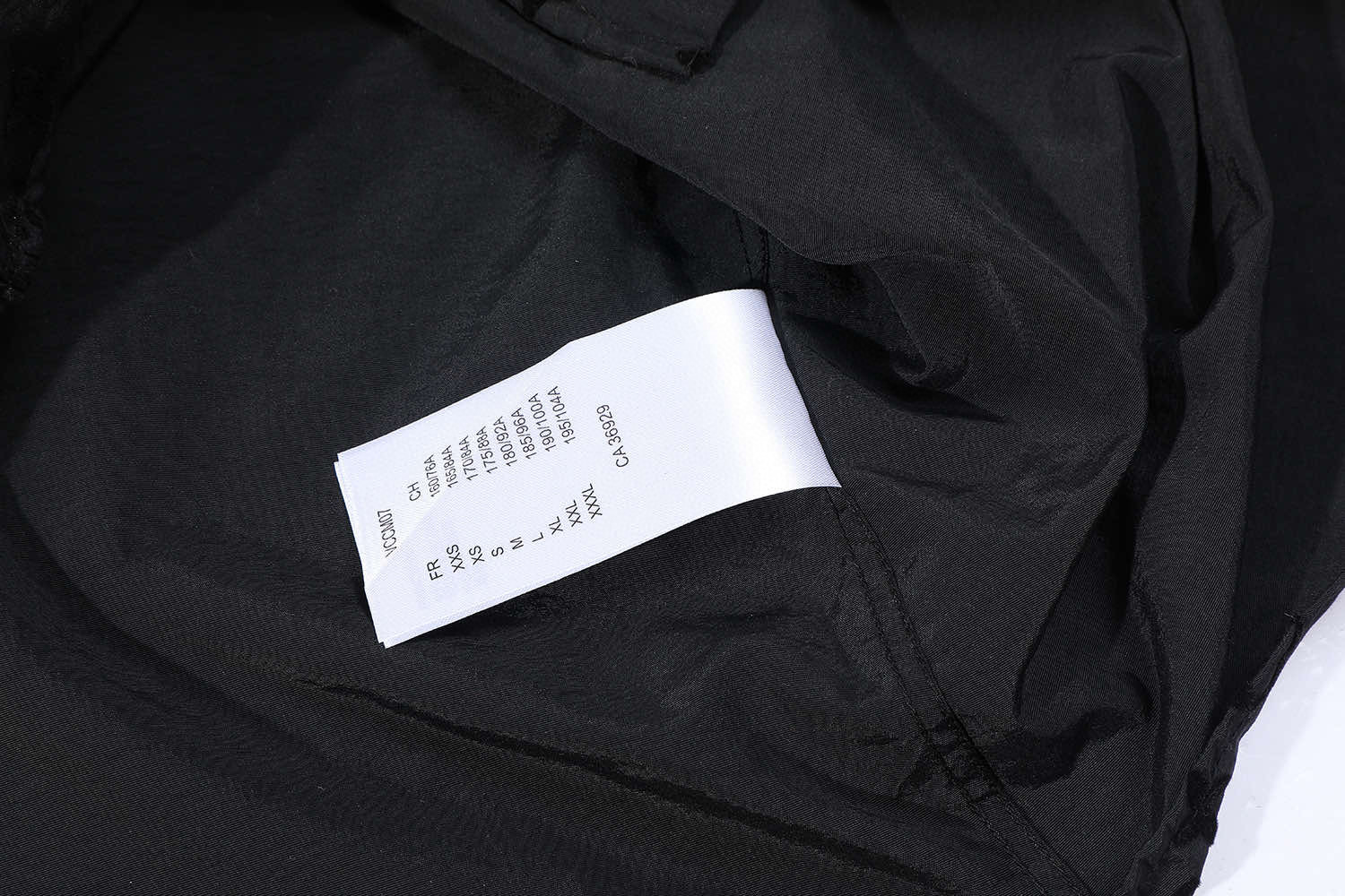  LOUIS VUITTON 路易威登 LV  植绒老花 单排扣 外套  长袖 秋冬款 黑色-B0