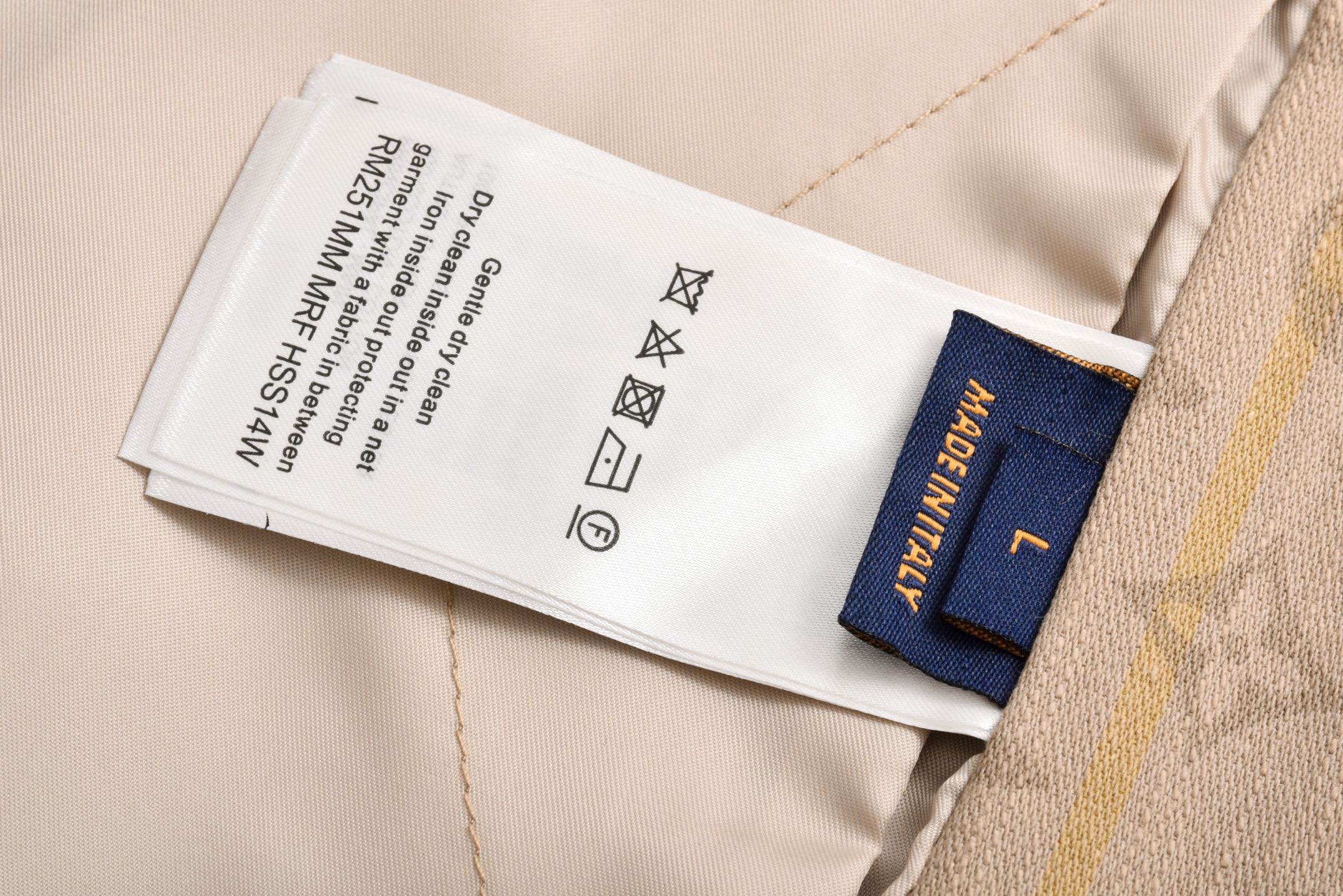 LOUIS VUITTON 路易威登 LV 走秀日文棒球衫 夏季 T恤 男女同款  短袖  棕色B5