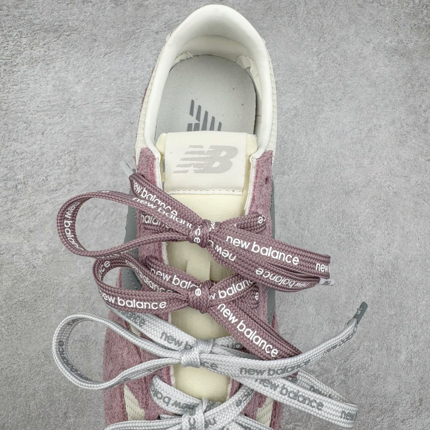 New Balance NB 471 低筒 织物牛剖层革 复古时尚 防滑耐磨 生活休闲鞋 波鞋  女款 米紫  U471AL