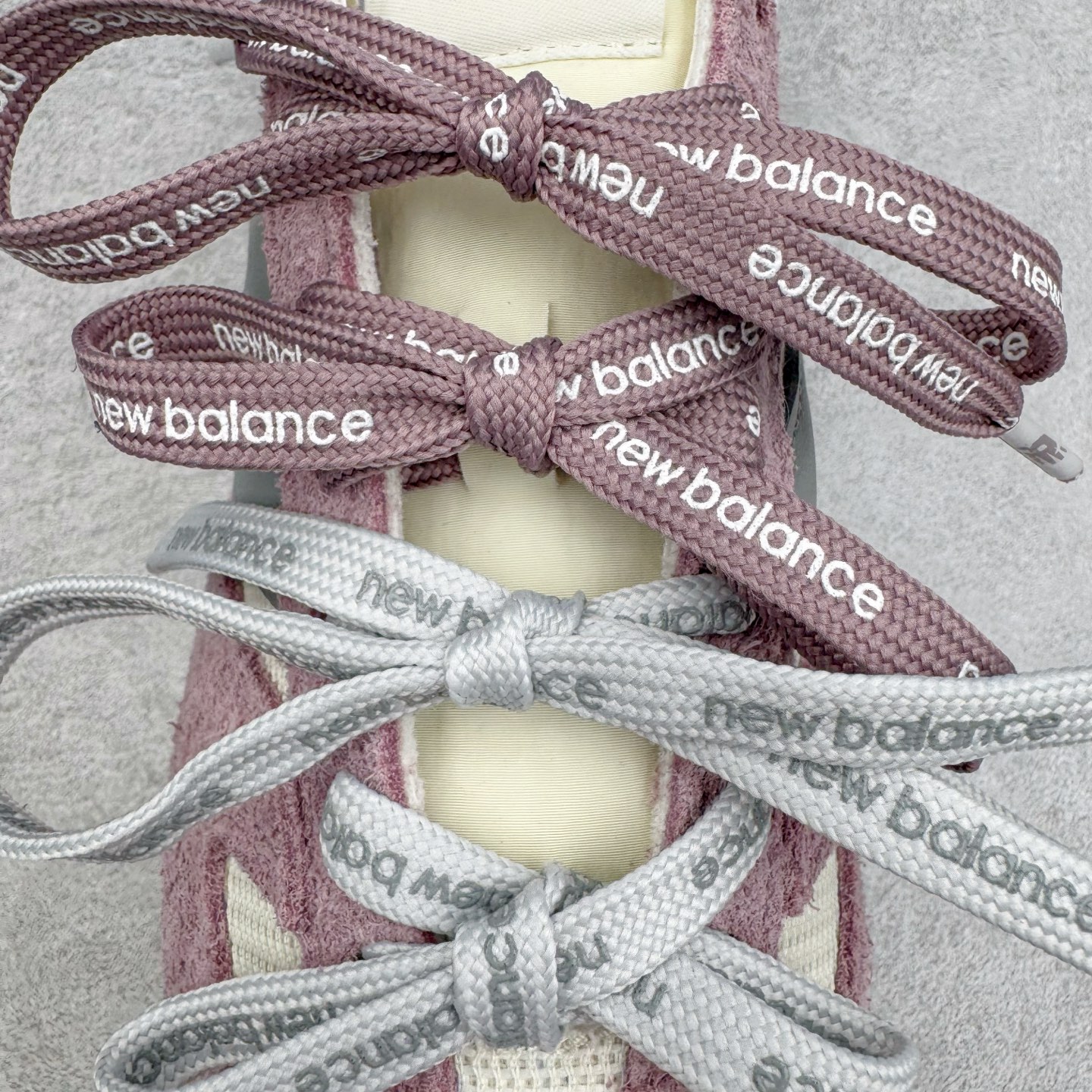 New Balance NB 471 低筒 织物牛剖层革 复古时尚 防滑耐磨 生活休闲鞋 波鞋  女款 米紫  U471AL