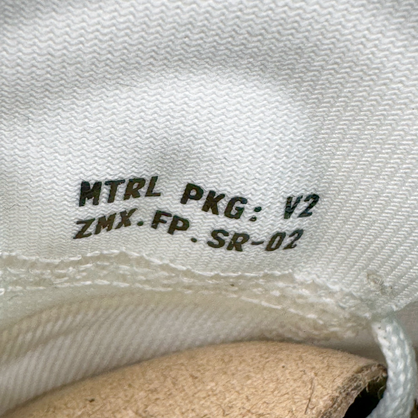 Zomm Fly6 竞速飞行6代 低筒 轻质缓震透气休闲运动 跑步鞋 波鞋 真碳板 