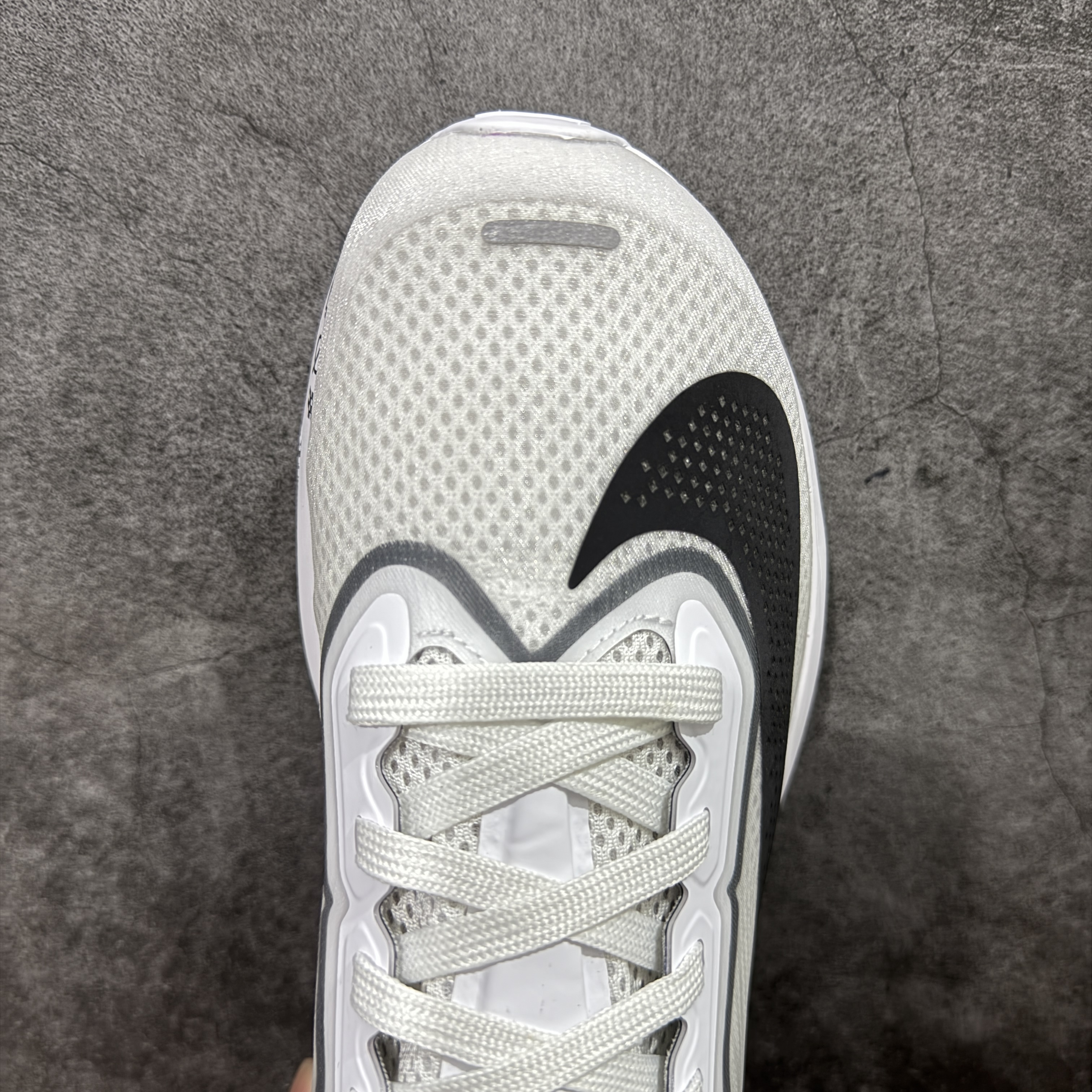 Zomm Fly6 竞速飞行6代 低筒 轻质缓震透气休闲运动 跑步鞋 波鞋 真碳板 男女同款 白灰黑 FN8454-100