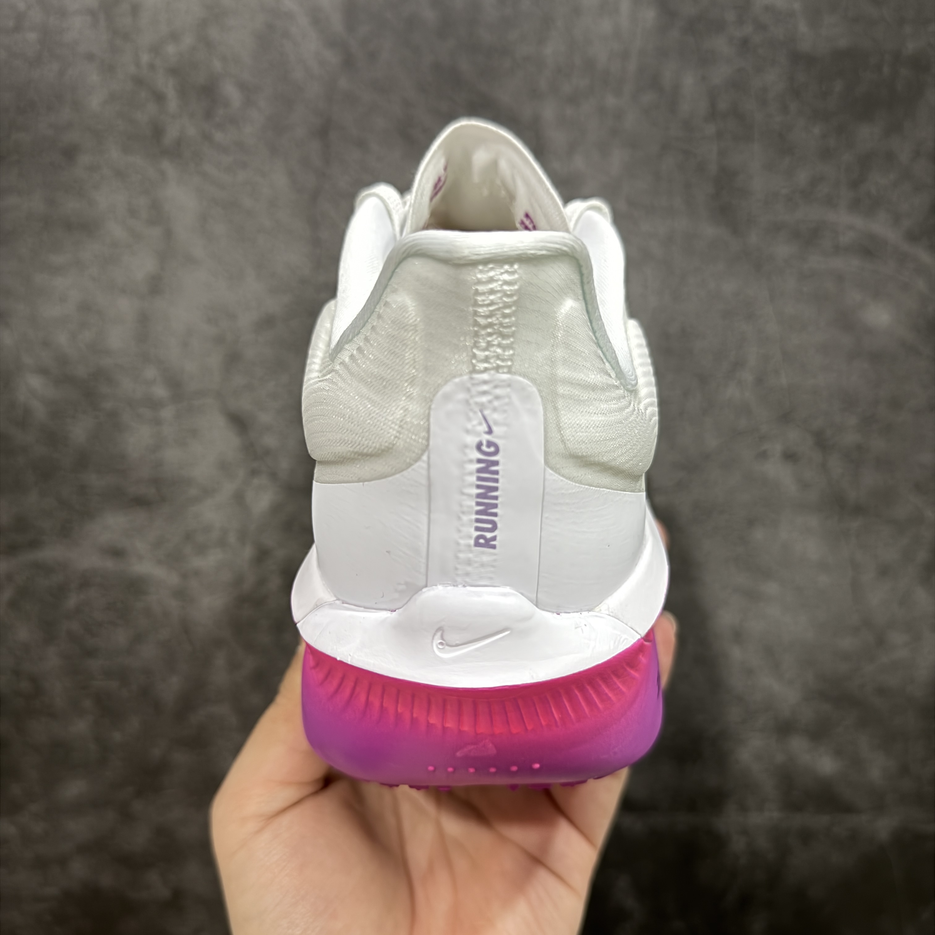 Zomm Fly6 竞速飞行6代 低筒 轻质缓震透气休闲运动 跑步鞋 波鞋 女款 男款 真碳板 白紫色 FN8455 FN8454-101