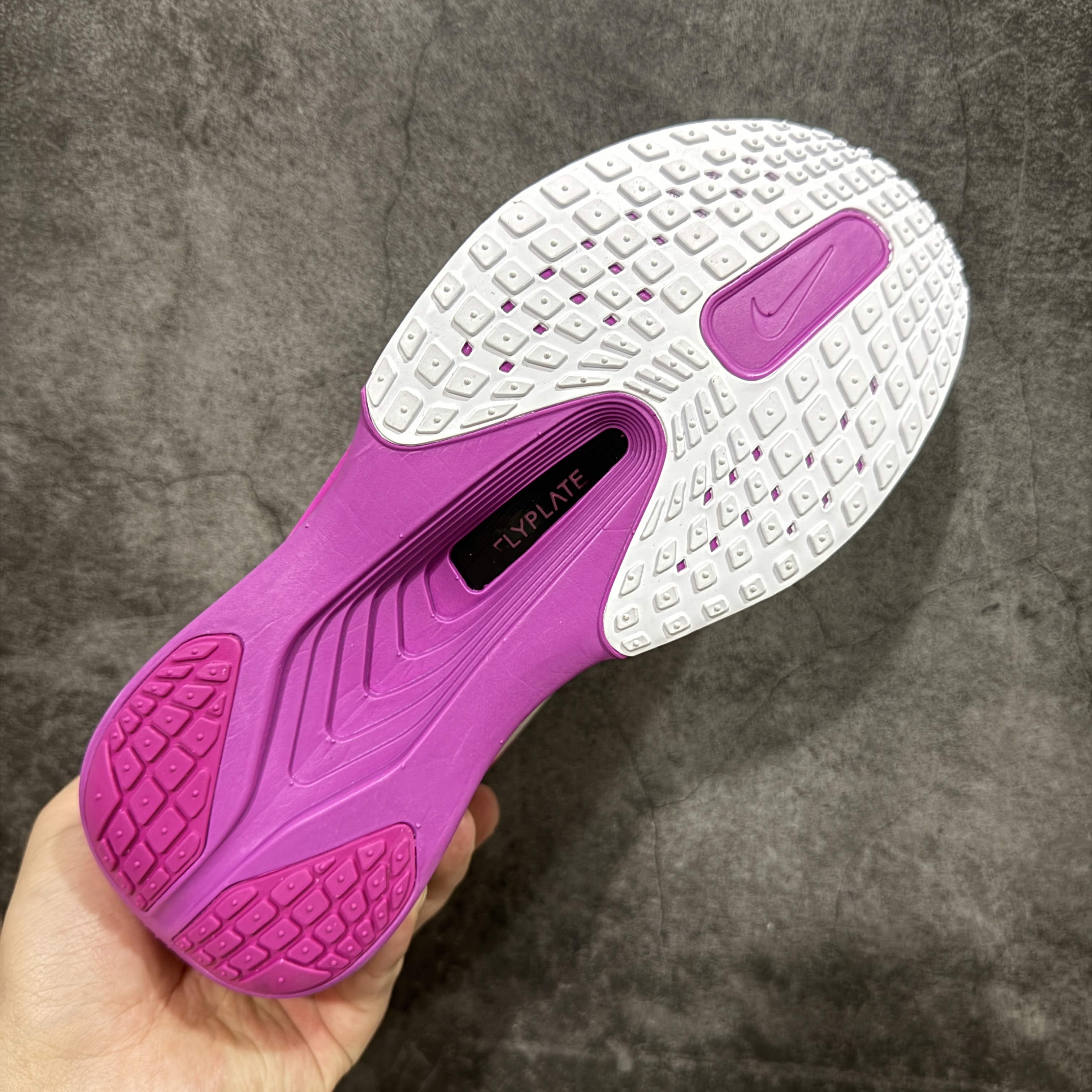 Zomm Fly6 竞速飞行6代 低筒 轻质缓震透气休闲运动 跑步鞋 波鞋 女款 男款 真碳板 白紫色 FN8455 FN8454-101