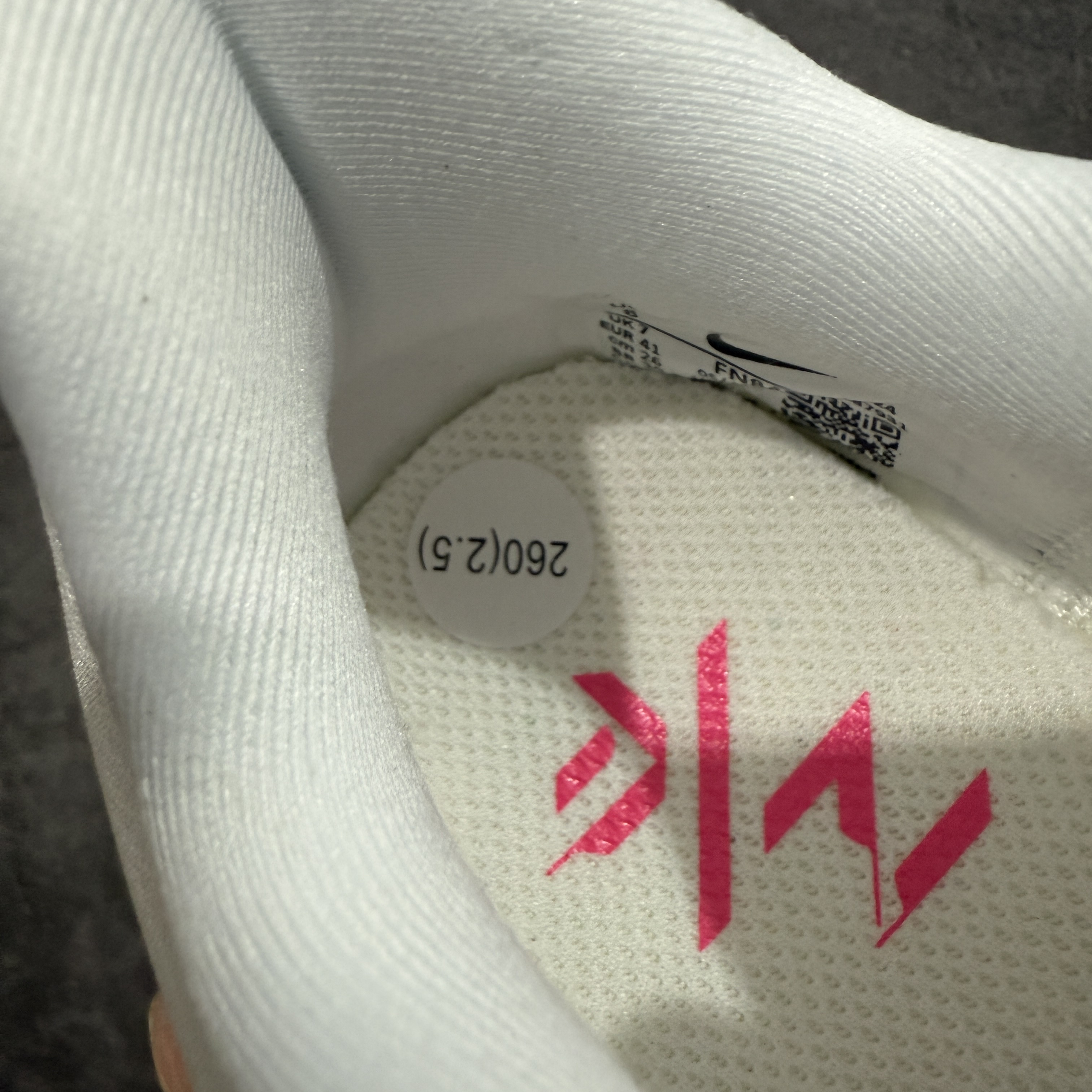 Zomm Fly6 竞速飞行6代 低筒 轻质缓震透气休闲运动 跑步鞋 波鞋 女款 男款 真碳板 白紫色 FN8455 FN8454-101