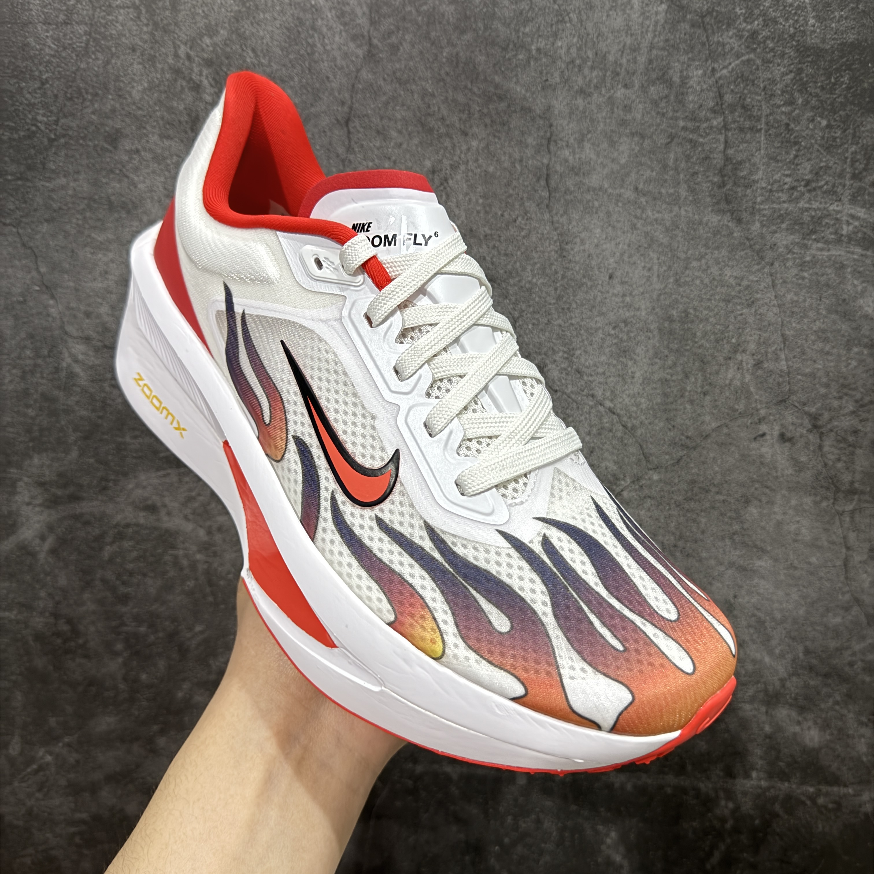 Zomm Fly6 竞速飞行6代 低筒 轻质缓震透气休闲运动 跑步鞋 波鞋 真碳板 白红 HQ3498-100
