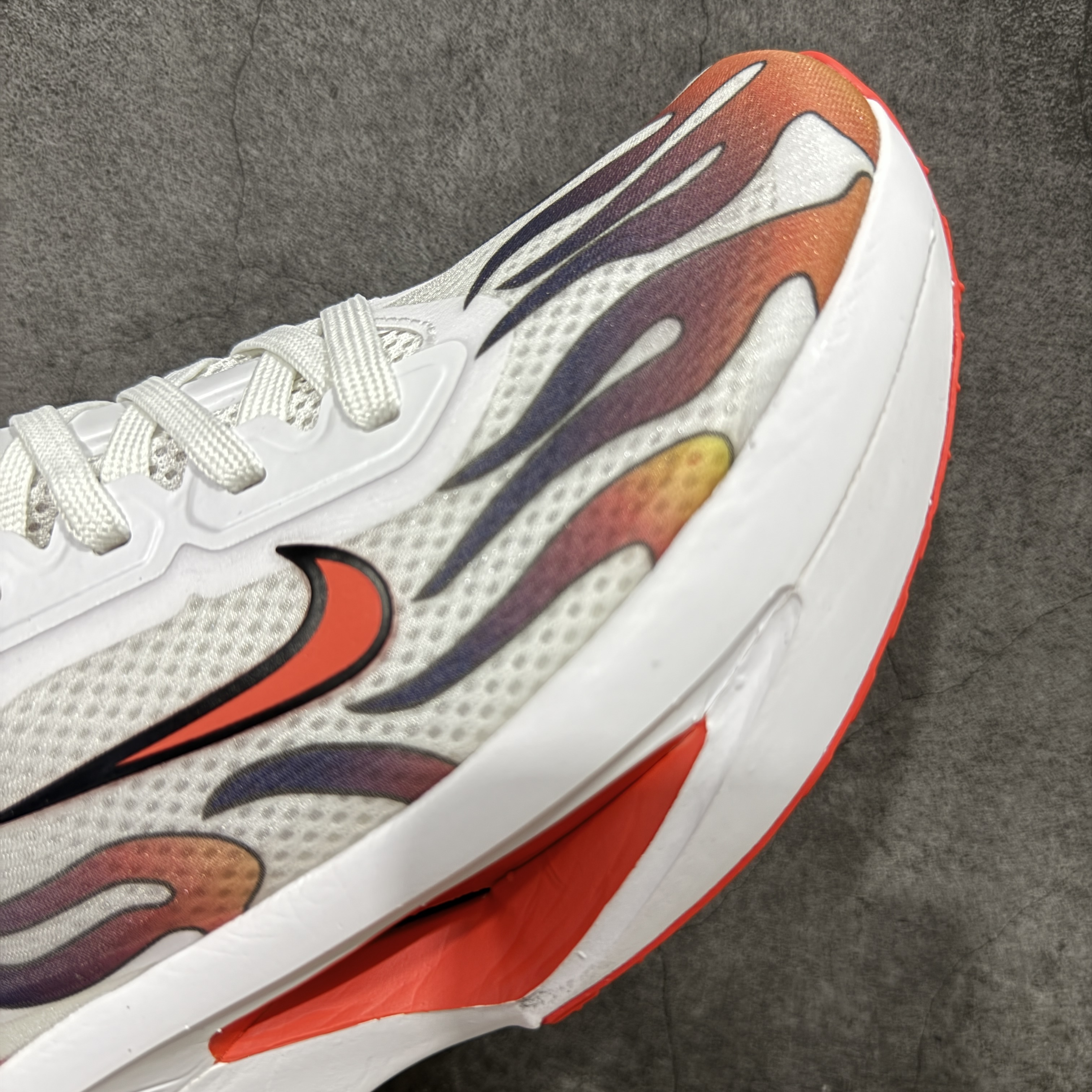 Zomm Fly6 竞速飞行6代 低筒 轻质缓震透气休闲运动 跑步鞋 波鞋 真碳板 白红 HQ3498-100