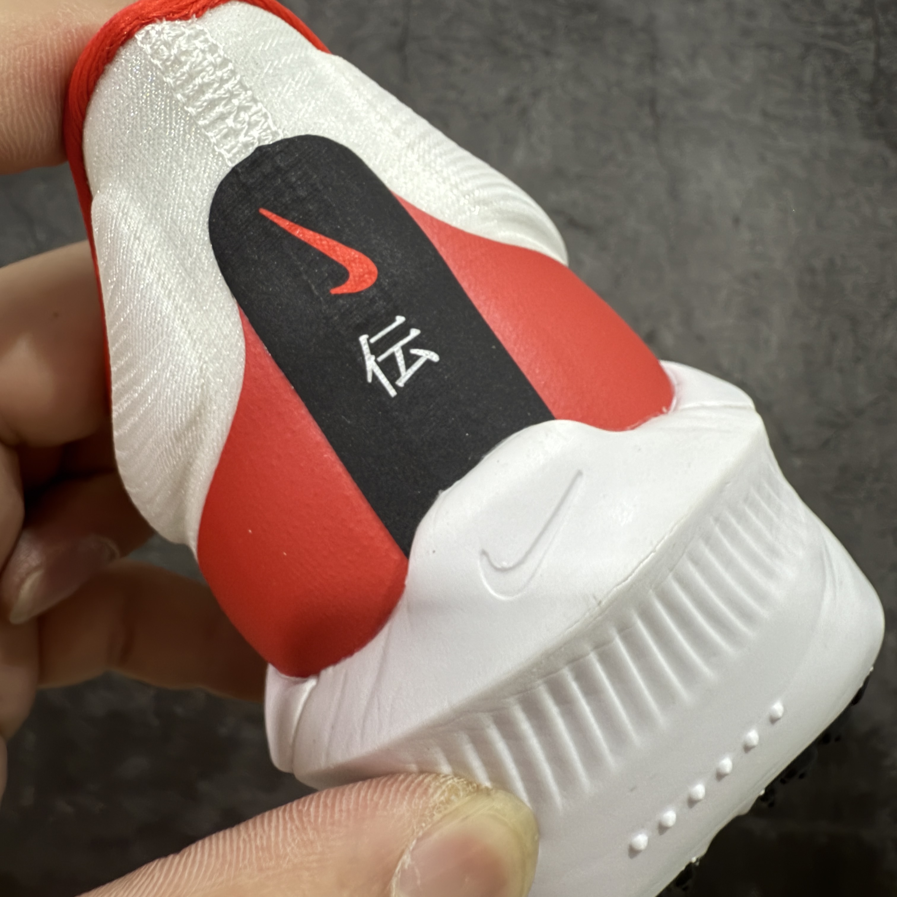 Zomm Fly6 竞速飞行6代 低筒 轻质缓震透气休闲运动 跑步鞋 波鞋 真碳板 白红 HQ3498-100