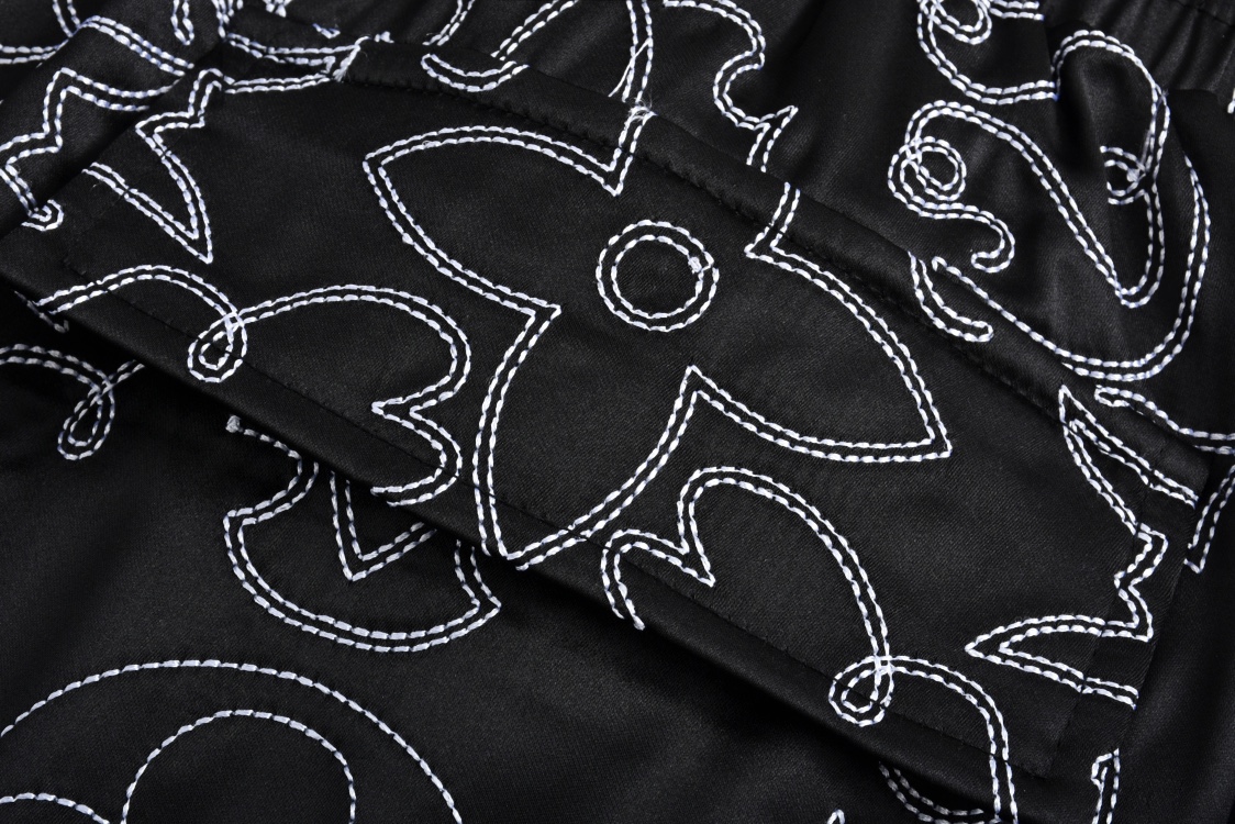 LOUIS VUITTON 路易威登 LV 蔓藤靴线绣花 短裤 休闲裤 裤子 五分裤  黑色A5