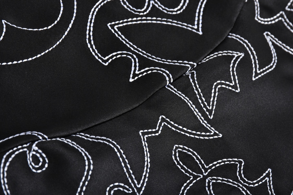  LOUIS VUITTON 路易威登 LV 蔓藤靴线绣花刺绣 衬衫夏季 T恤 男女同款  短袖 黑色A5