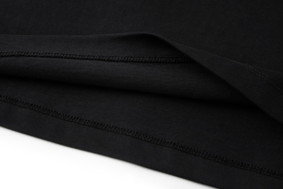 LOUIS VUITTON 路易威登 LV  串珠 衬衫夏季 T恤 男女同款  短袖 黑色A5