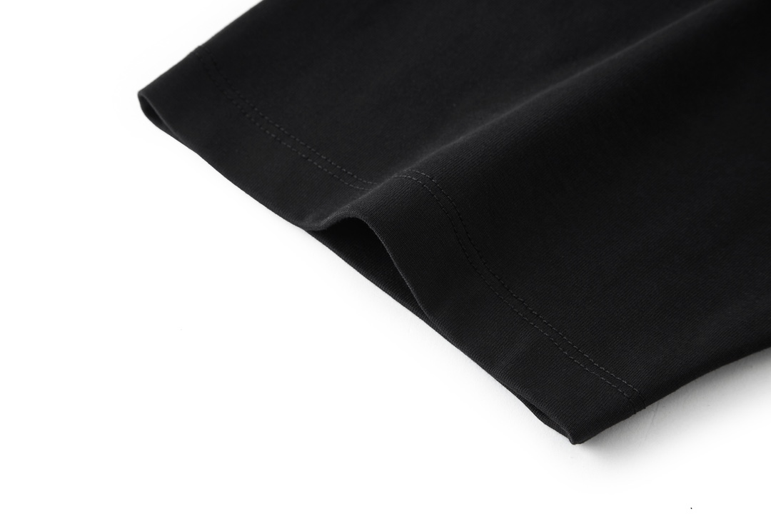 LOUIS VUITTON 路易威登 LV  串珠 衬衫夏季 T恤 男女同款  短袖 黑色A5