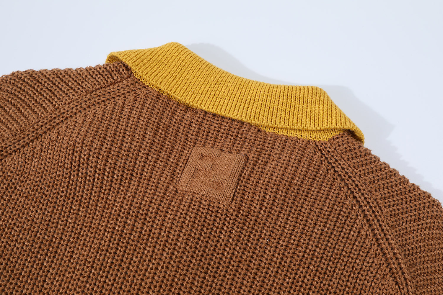 FENDI 芬迪混合平纹针织polo  T恤 短袖  夏季 男女同款 棕色A5