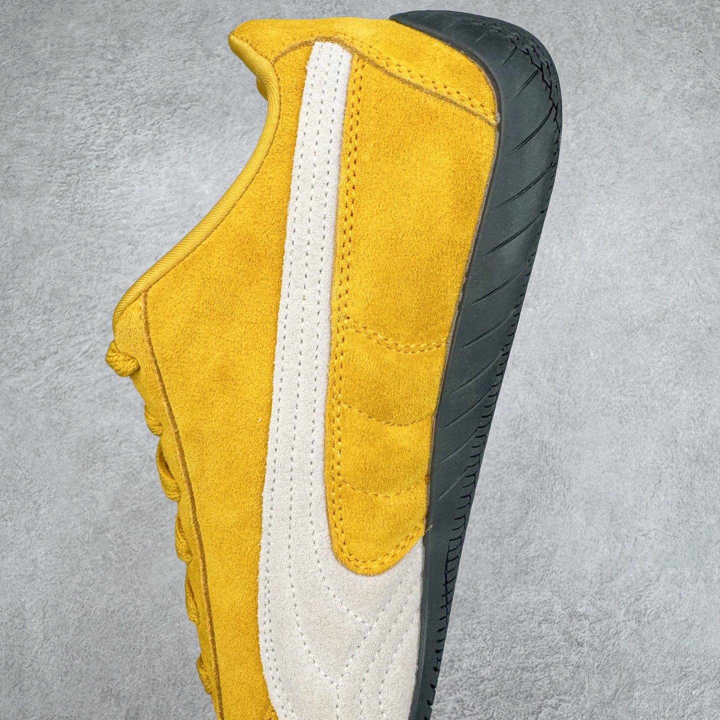 PUMA  Speedcat  圆头系带 二层绒面皮防滑耐磨 低筒 舒适时尚 赛车 跑步鞋 休闲鞋 波鞋 黄色  398846-06