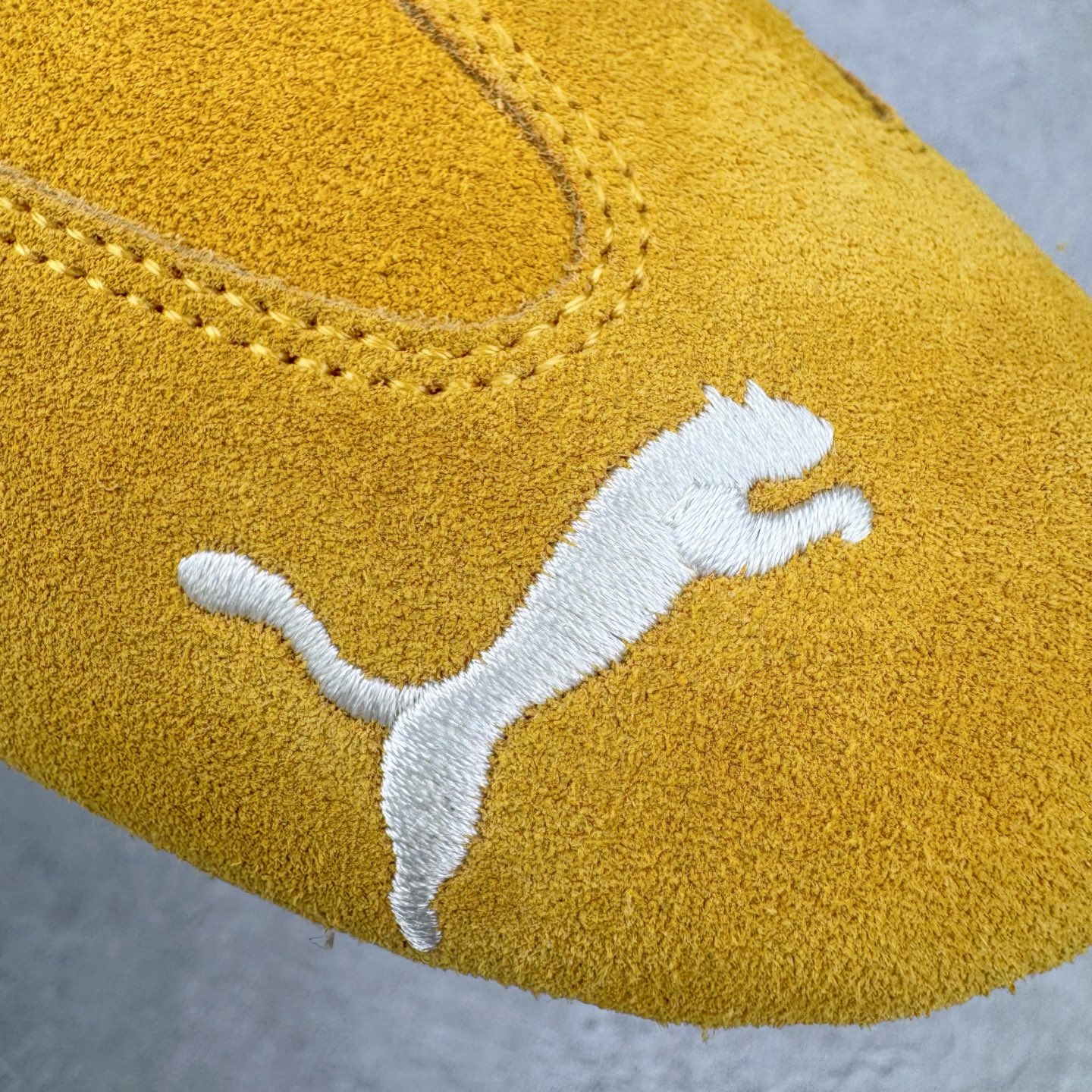 PUMA  Speedcat  圆头系带 二层绒面皮防滑耐磨 低筒 舒适时尚 赛车 跑步鞋 休闲鞋 波鞋 黄色  398846-06