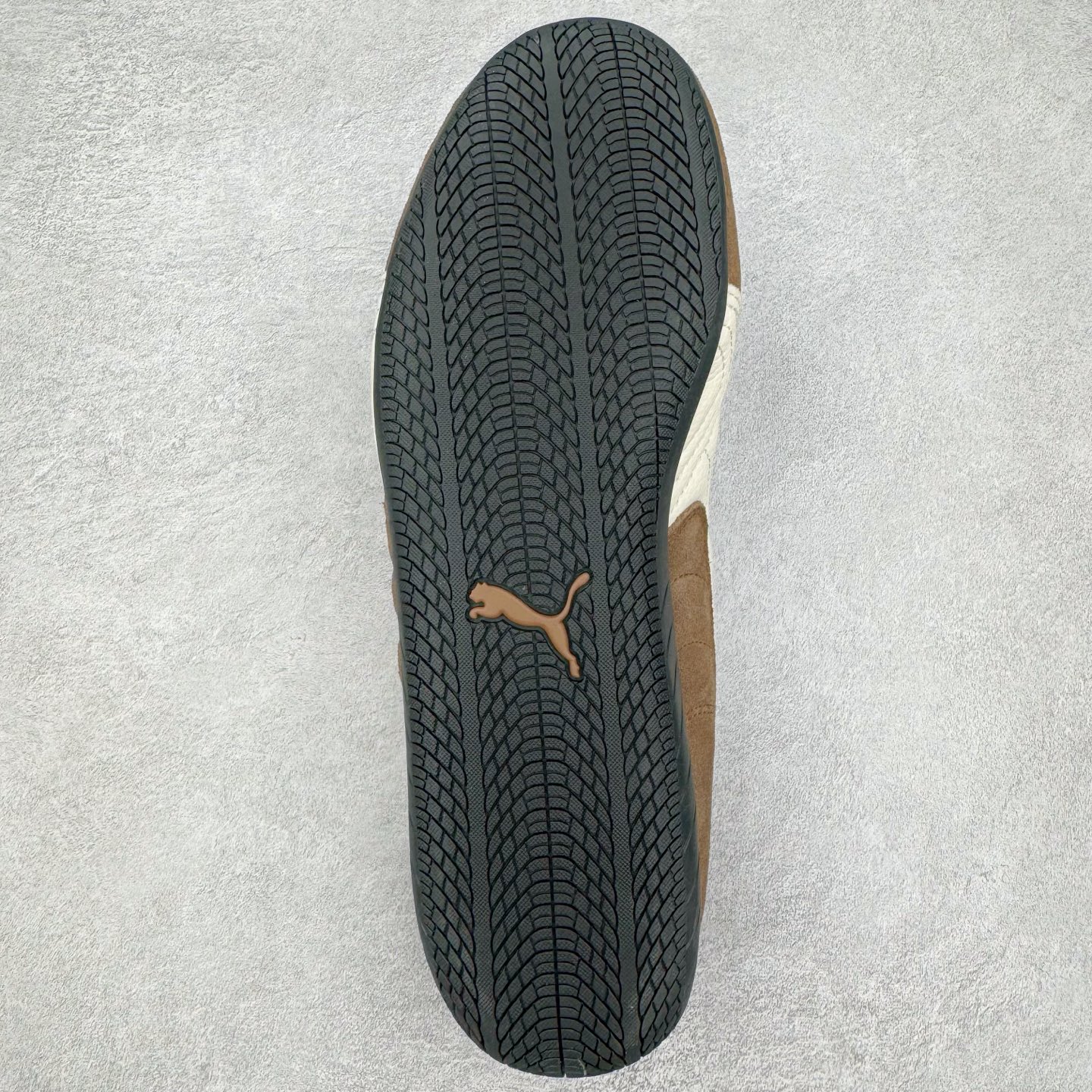 PUMA  Speedcat  圆头系带 二层绒面皮防滑耐磨 低筒 舒适时尚 赛车 跑步鞋 休闲鞋 波鞋 深棕色 406329-31