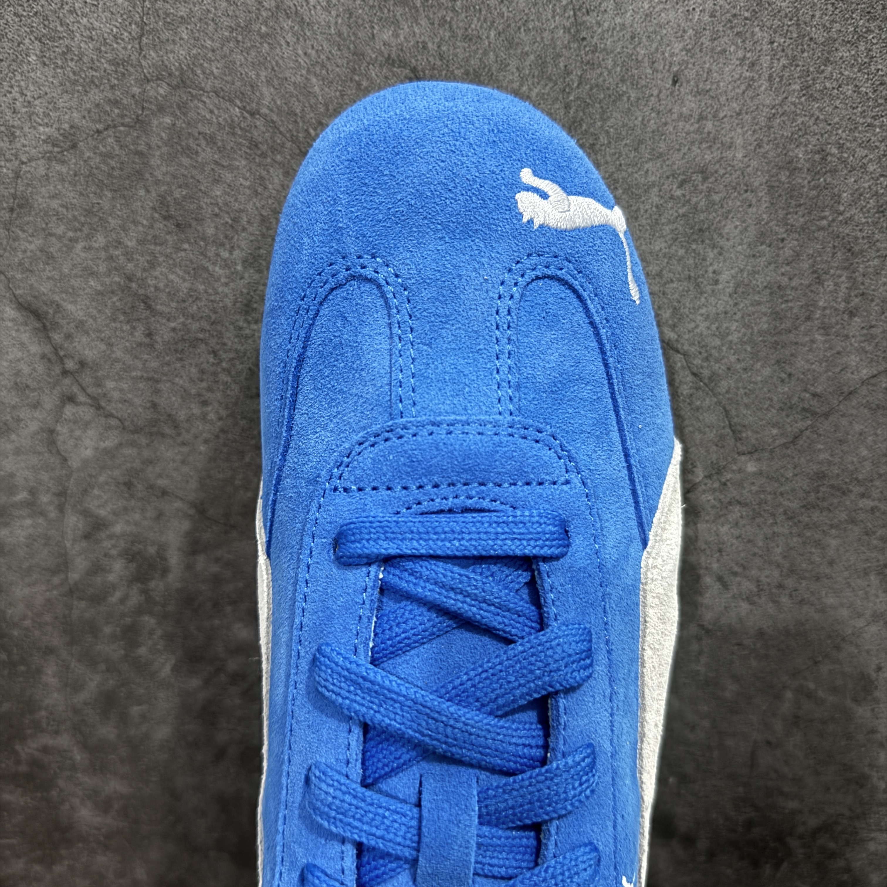 PUMA  Speedcat  圆头系带 二层绒面皮防滑耐磨 低筒 舒适时尚 赛车 跑步鞋 休闲鞋 波鞋 蓝白色 398846-18