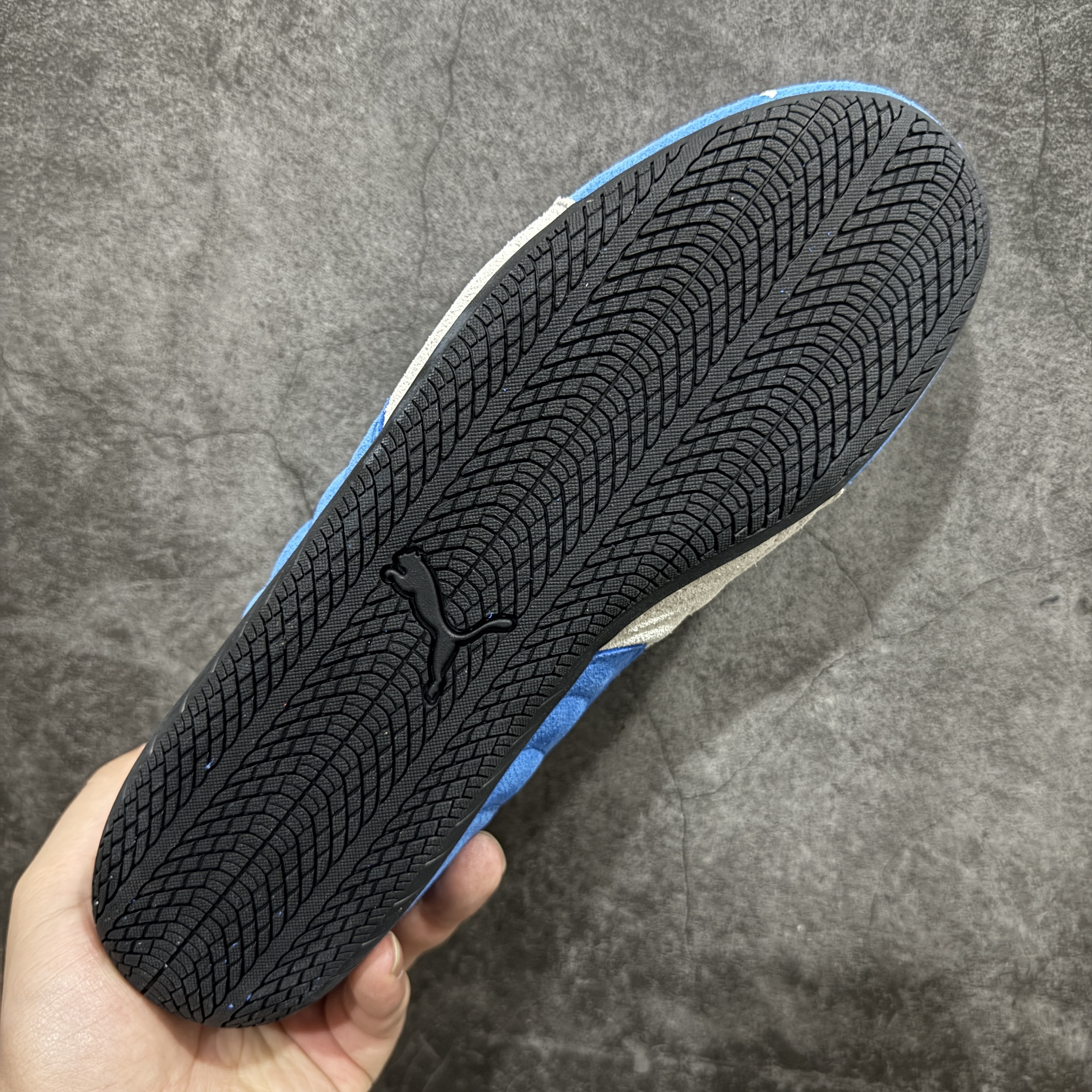 PUMA  Speedcat  圆头系带 二层绒面皮防滑耐磨 低筒 舒适时尚 赛车 跑步鞋 休闲鞋 波鞋 蓝白色 398846-18