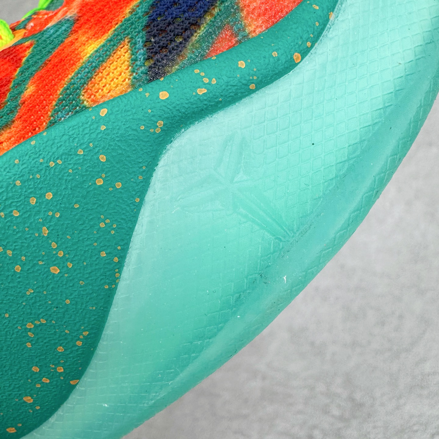 灭世Max Kobe 8 Protro 科比8 低筒  全掌LUNARLON 鞋墊 籃球鞋 實戰鞋 球鞋 男鞋 波鞋 橙蓝鸳鸯 2025 HM9621-900