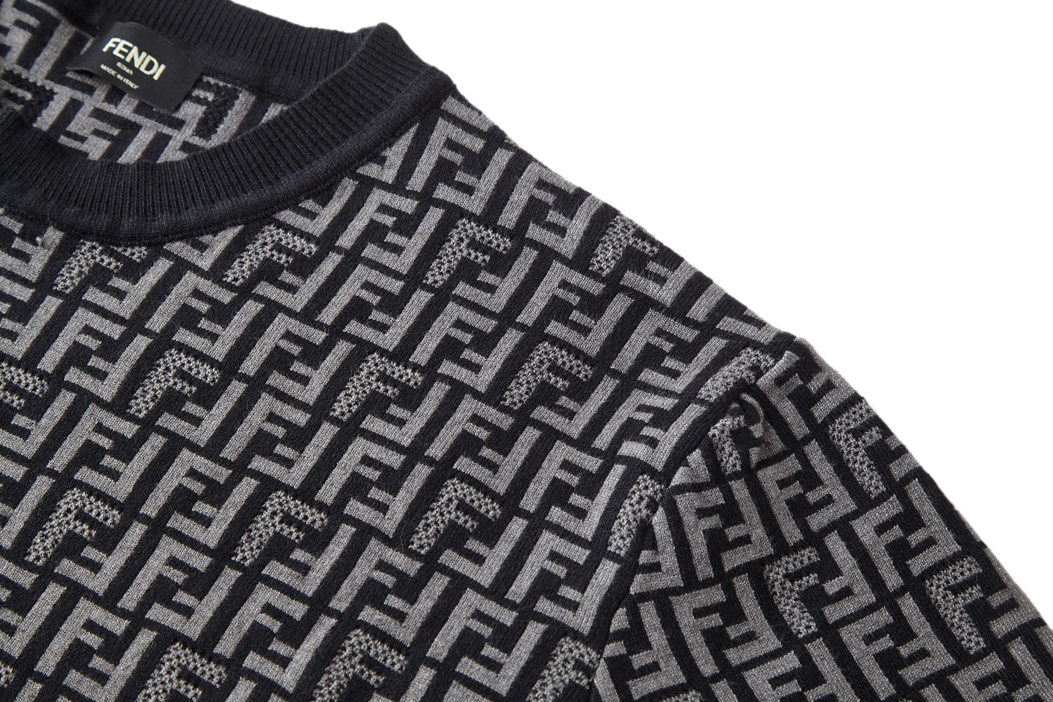 FENDI  芬迪 满印FF针织 T 恤 短袖 上衣 夏款 黑色 白色B0