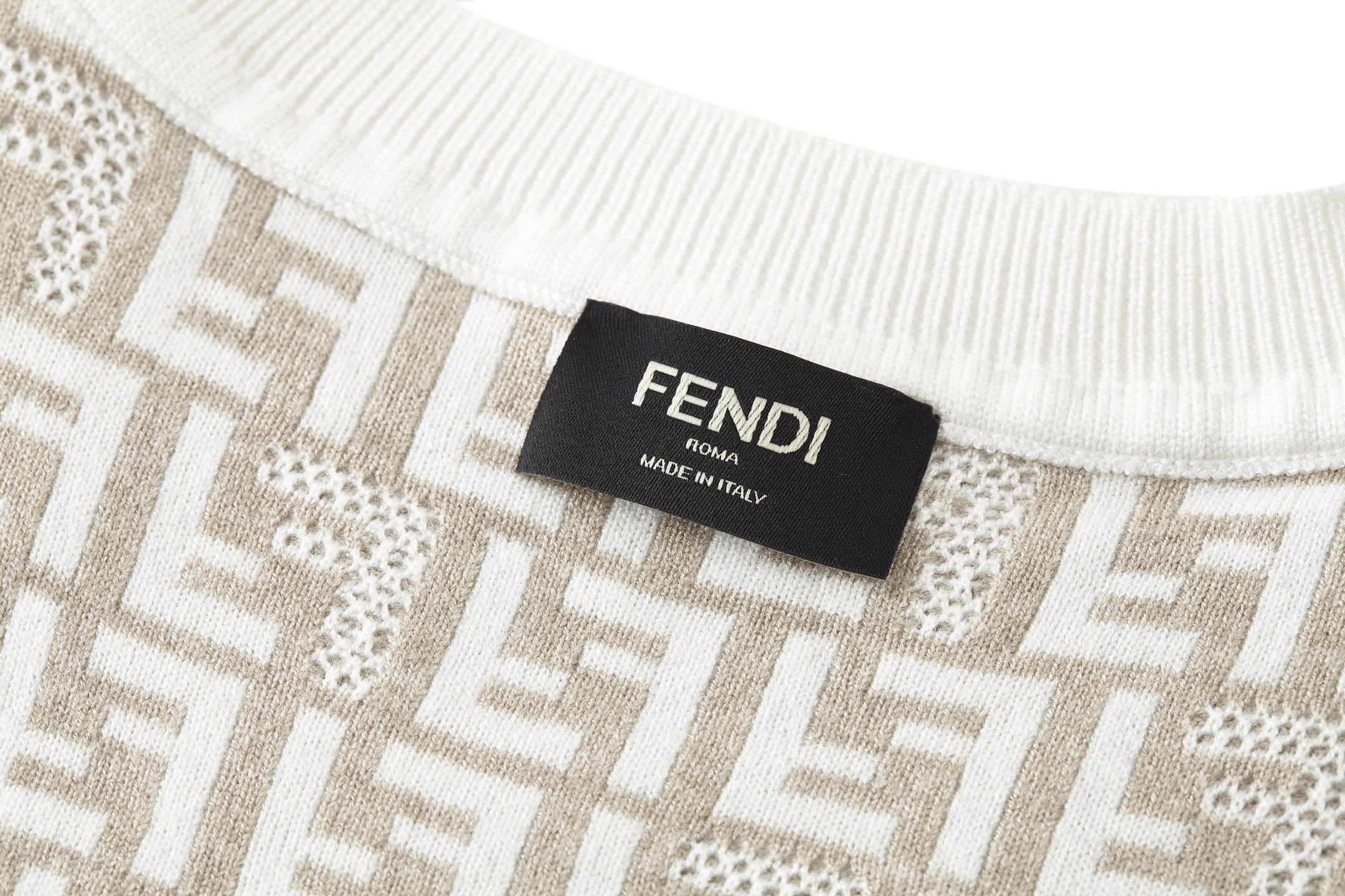 FENDI  芬迪 满印FF针织 T 恤 短袖 上衣 夏款 黑色 白色B0