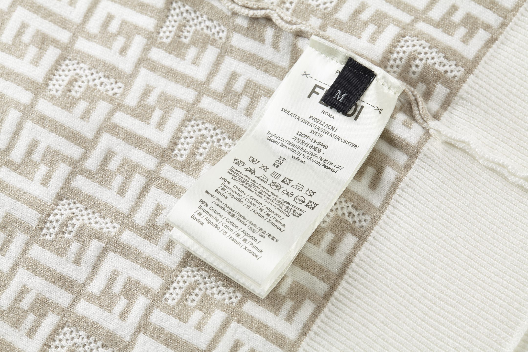 FENDI  芬迪 满印FF针织 T 恤 短袖 上衣 夏款 黑色 白色B0