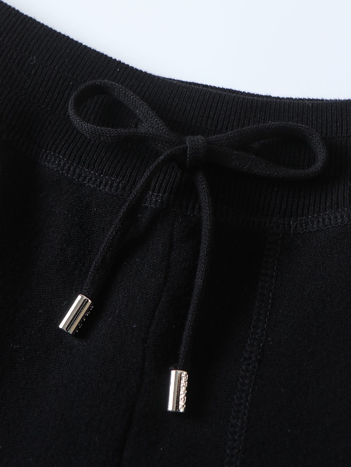 PRADA 普拉达 经典刺绣毛织 logo印花休闲裤 运动裤 裤子 短裤 黑色A5 