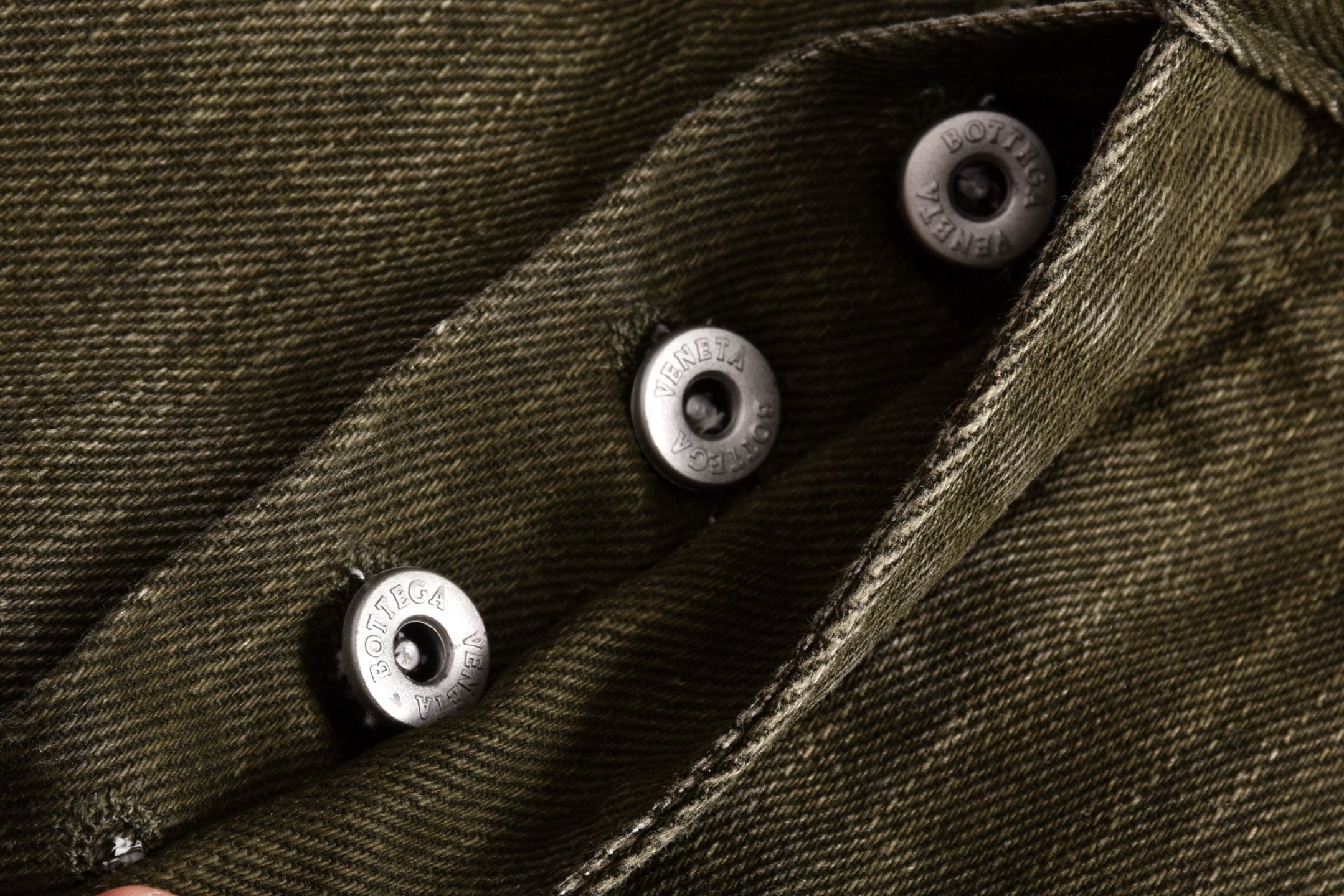 BV 25SS 纸牌兔  牛仔裤 长裤 休闲裤  橄榄绿 B0