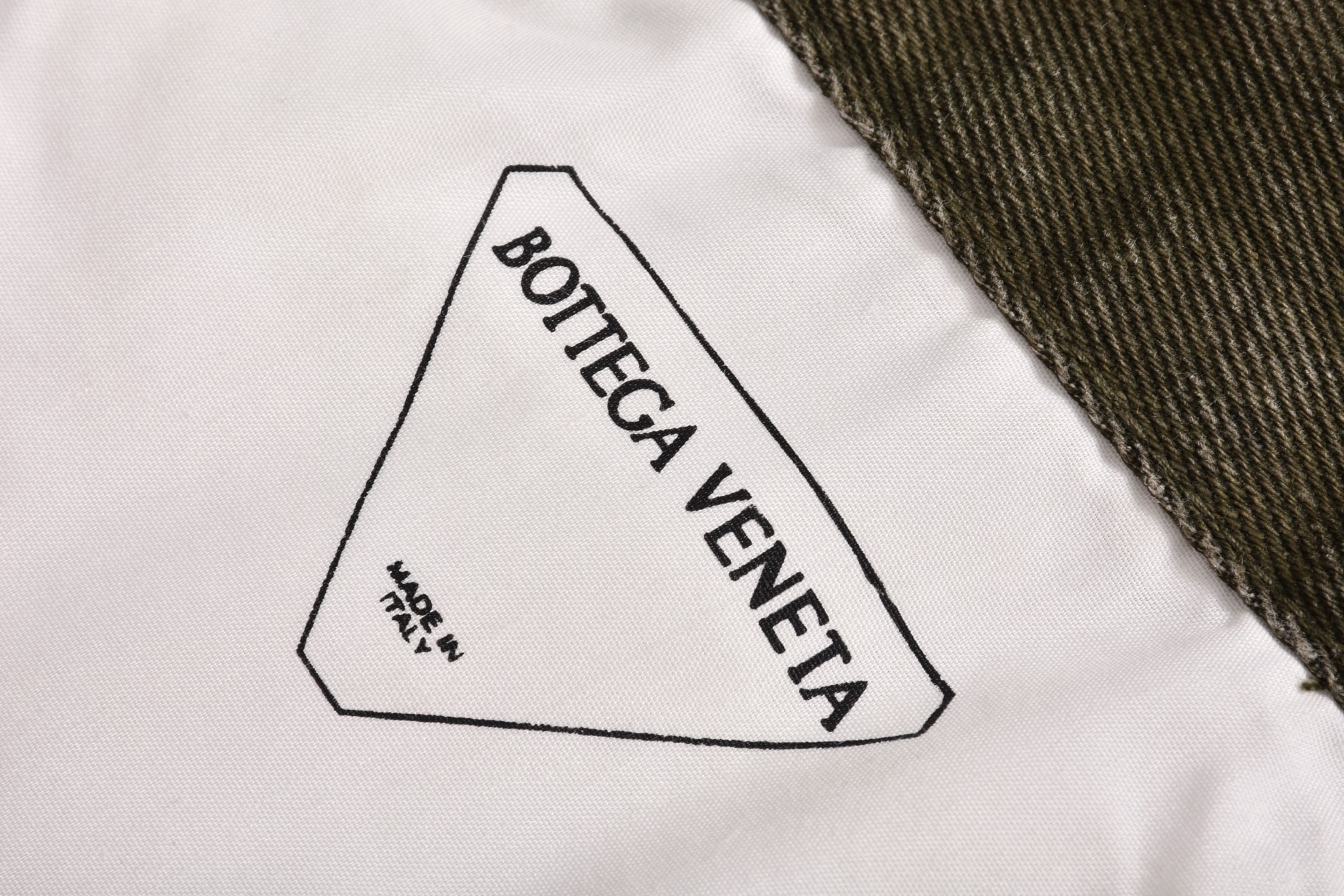 BV 25SS 纸牌兔  牛仔裤 长裤 休闲裤  橄榄绿 B0