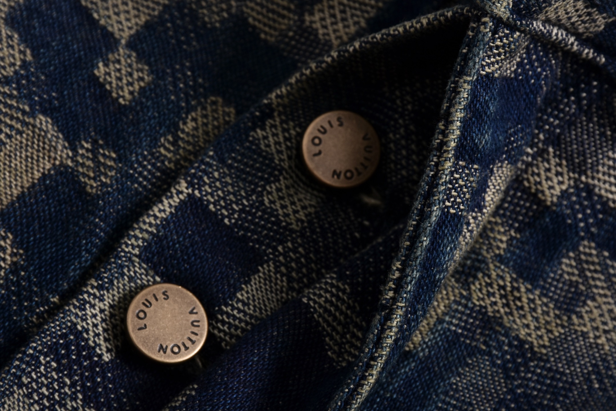 LOUIS VUITTON 路易威登 蟒蛇纹牛仔裤 裤子 长裤 C0 1AHDEV