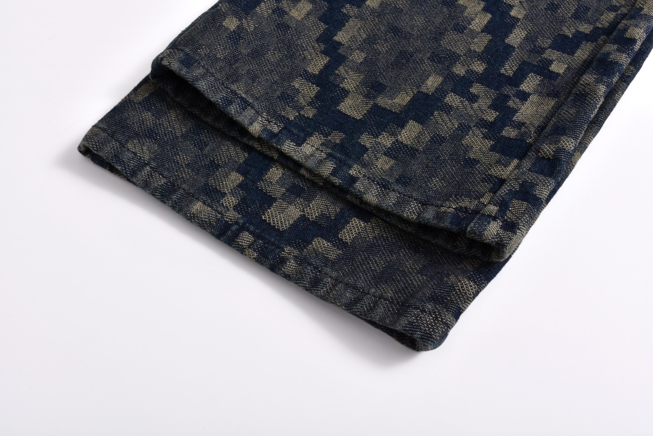 LOUIS VUITTON 路易威登 蟒蛇纹牛仔裤 裤子 长裤 C0 1AHDEV