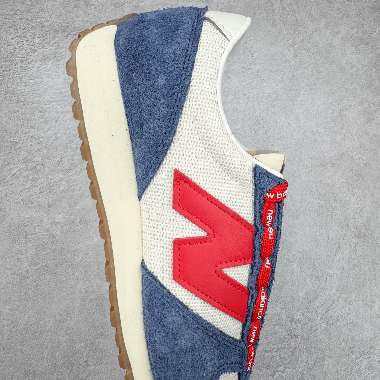 New Balance NB 471 低筒 织物牛剖层革 复古时尚 防滑耐磨 生活休闲鞋 波鞋  男女同款 米白深蓝色 U471AK