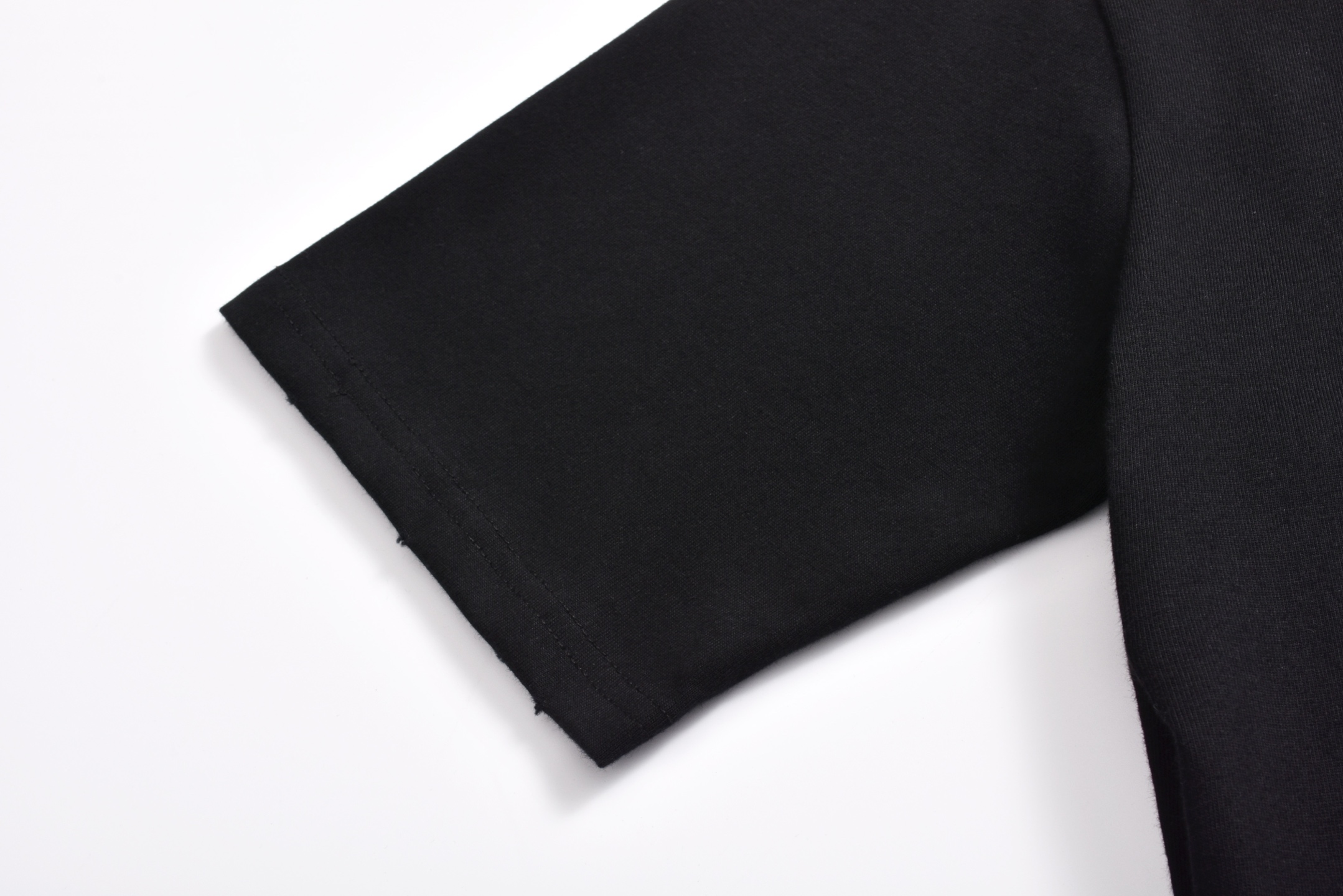 Balenciaga 巴黎世家  红胶带 印花 短袖 T恤 圆领 短款 夏季 黑色A5