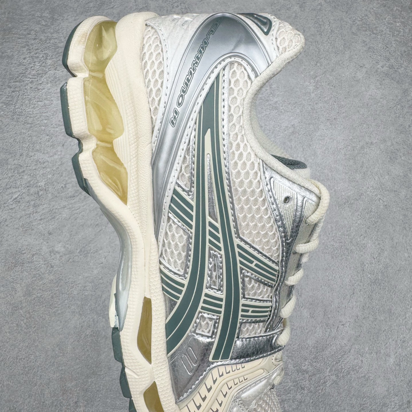 ASICS GEL-KAYANO K14 亚瑟士  低筒 减震 户外机能 运动鞋 跑步鞋  休闲鞋 板鞋 波鞋 男女同款  银白 1201A019-200