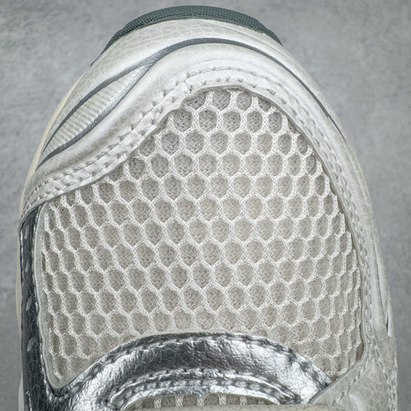 ASICS GEL-KAYANO K14 亚瑟士  低筒 减震 户外机能 运动鞋 跑步鞋  休闲鞋 板鞋 波鞋 男女同款  银白 1201A019-200