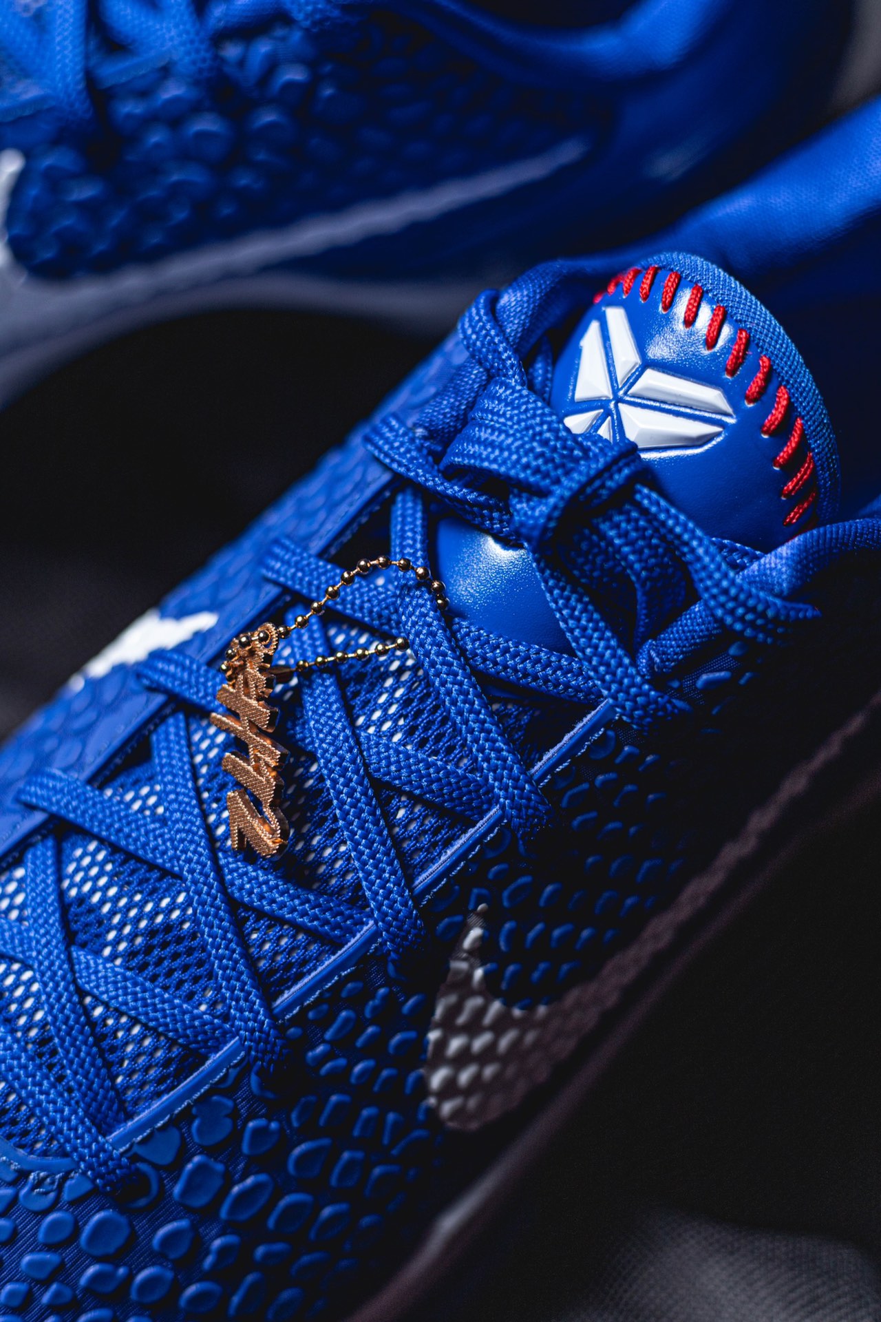 H12/Godkiller  Kobe 6 Dodgers  低筒 篮球鞋 球鞋 波鞋 实战鞋 运动耐磨防滑 男鞋 波鞋   道奇蓝白 CW2190-400